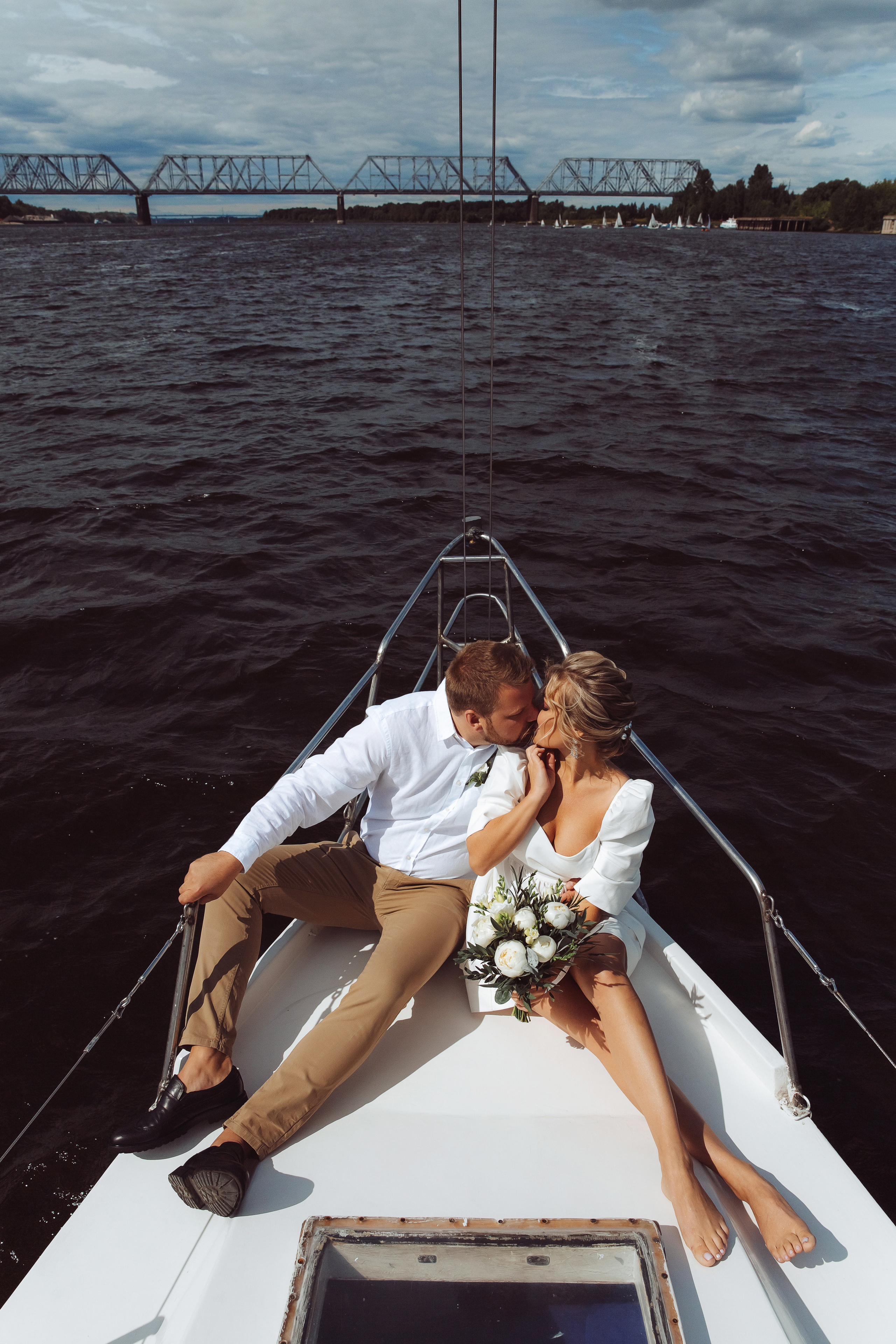 Love story на яхте. Свадебный фотограф Ярославль Ирина Волоцкая