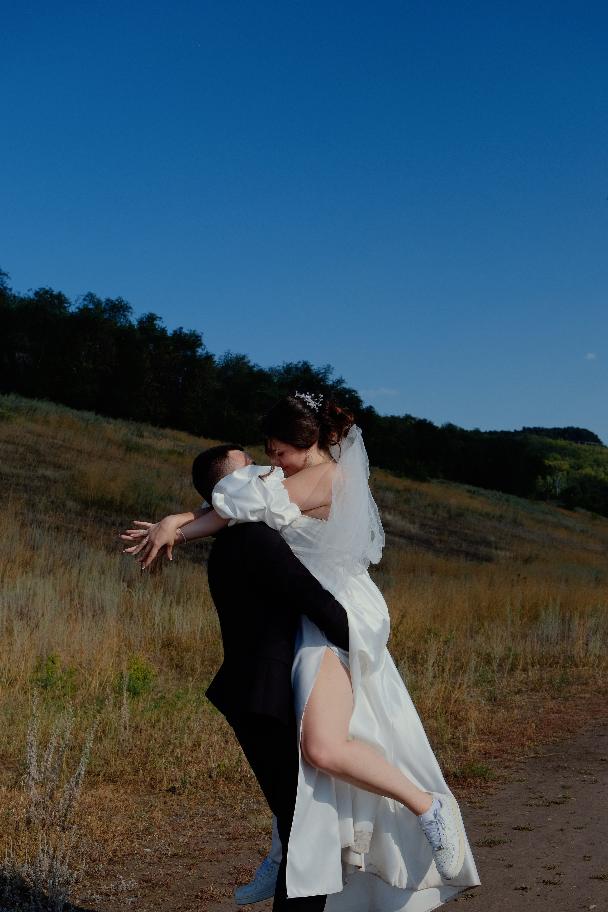 Пейзаж. Кинокадры для тебя. фотограф и стилист по прическам Анастасия Помелова