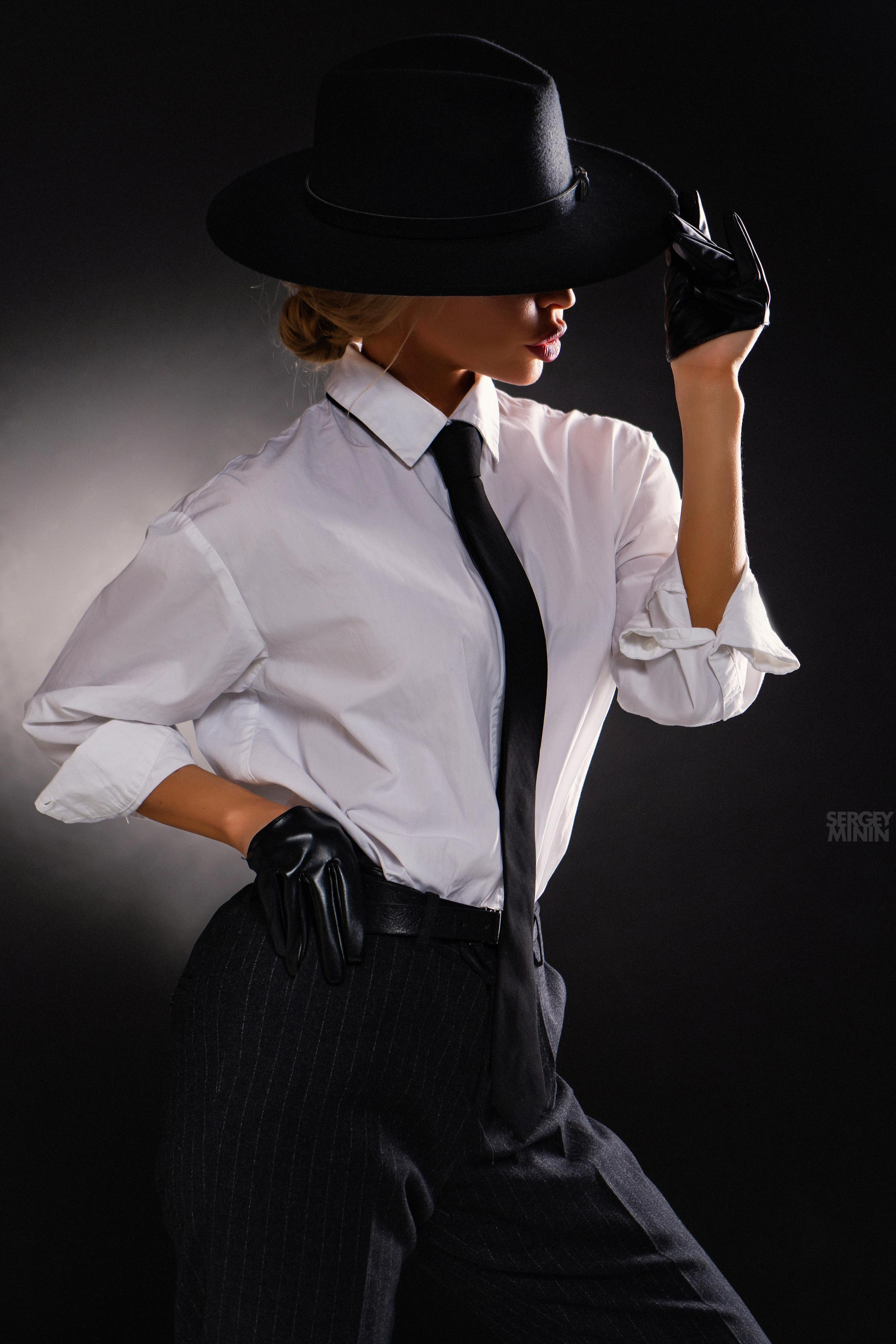 Деловая бизнес съемка в Екатеринбурге в фотостудии или на выезде