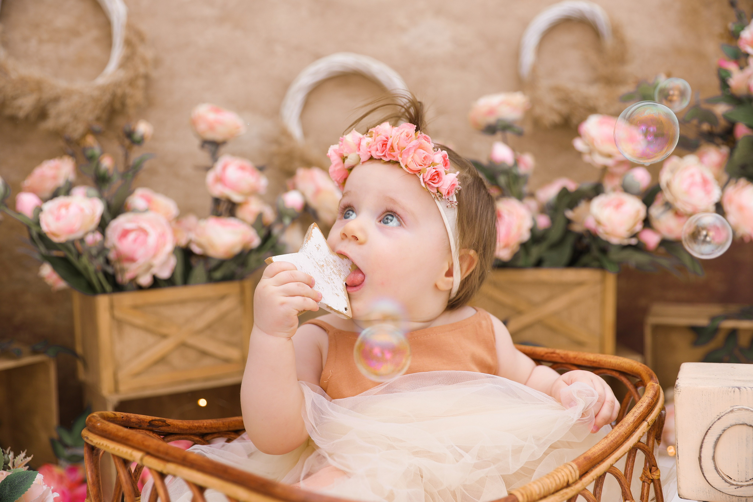 ГОДОВАСИКИ. Photographer Viktoriya Markushina «My world throug»