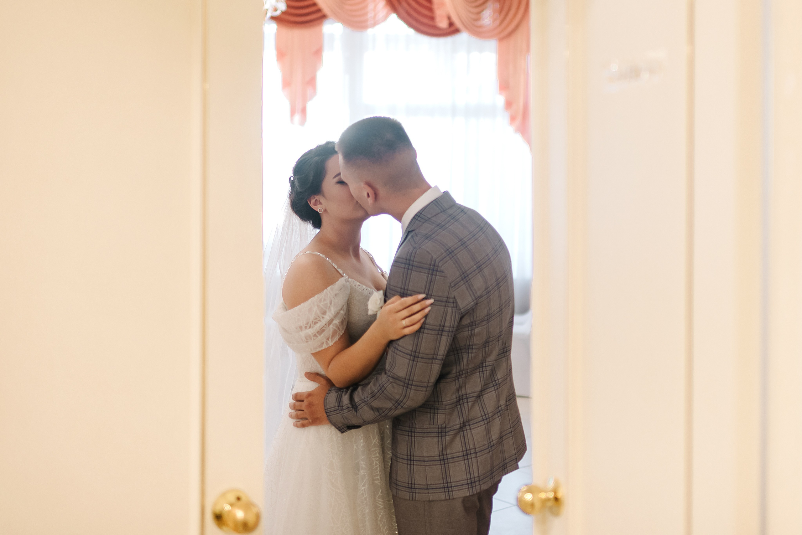 Роман и Карина. Фотограф Волжский Екатерина Егорова