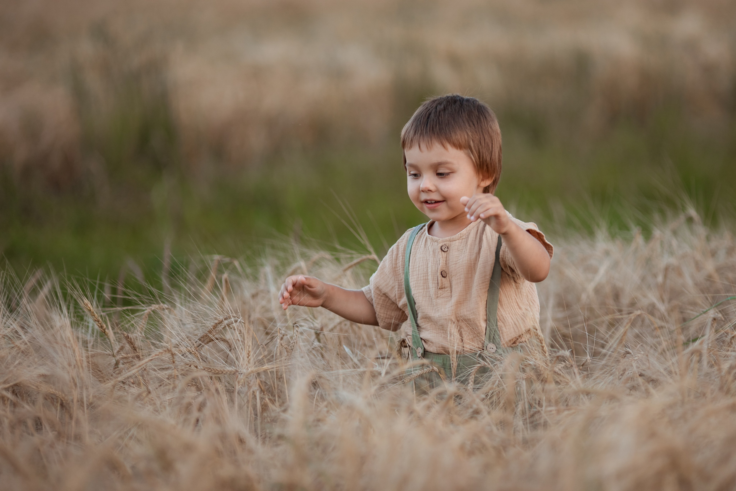 Детская фотосессия в полях | Надежда Воробьёва. Семейный и женский фотограф в Москве Надежда Воробьева