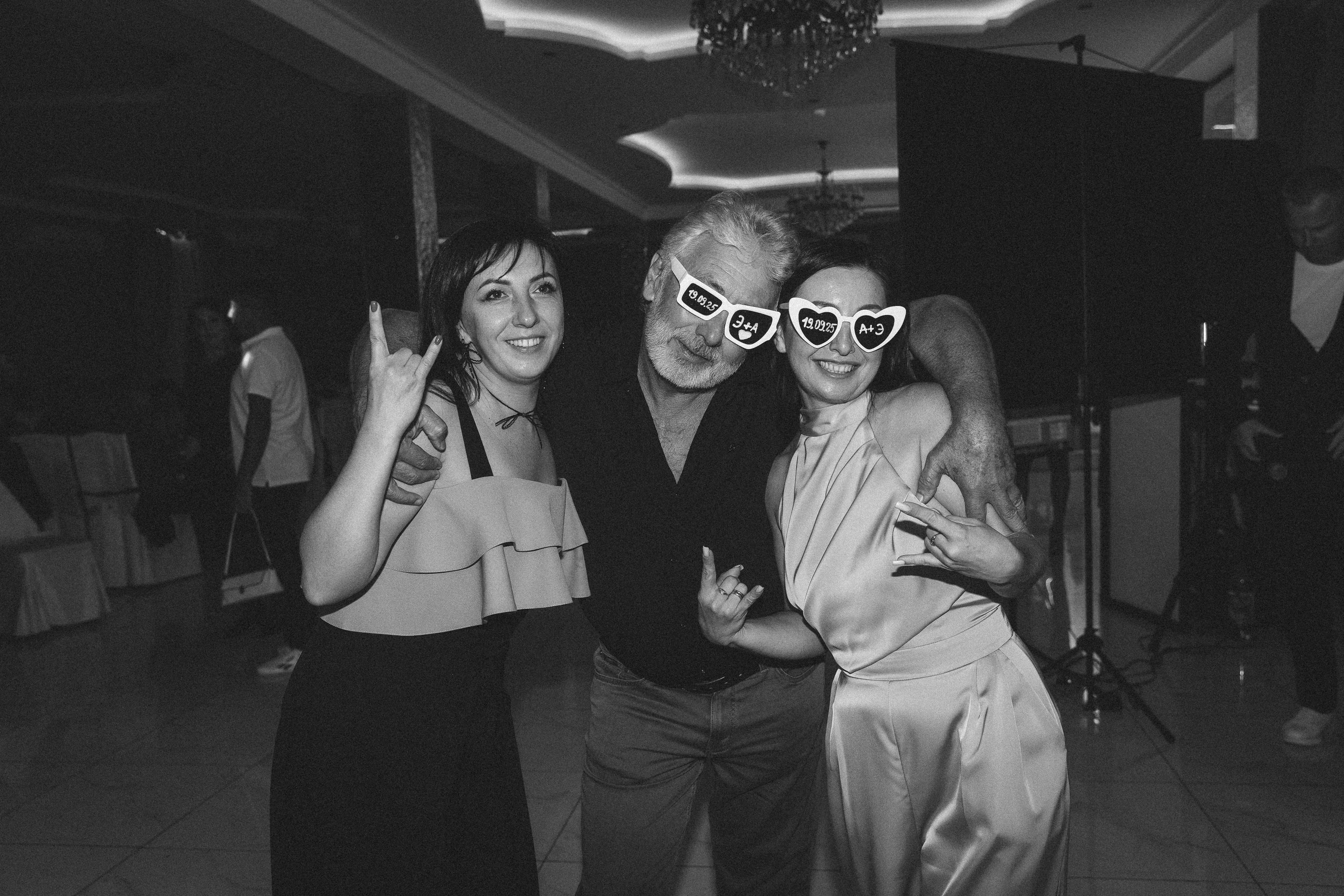 Ангелина и Энвер. Свадебный фотограф Мироманов Николай в Крыму