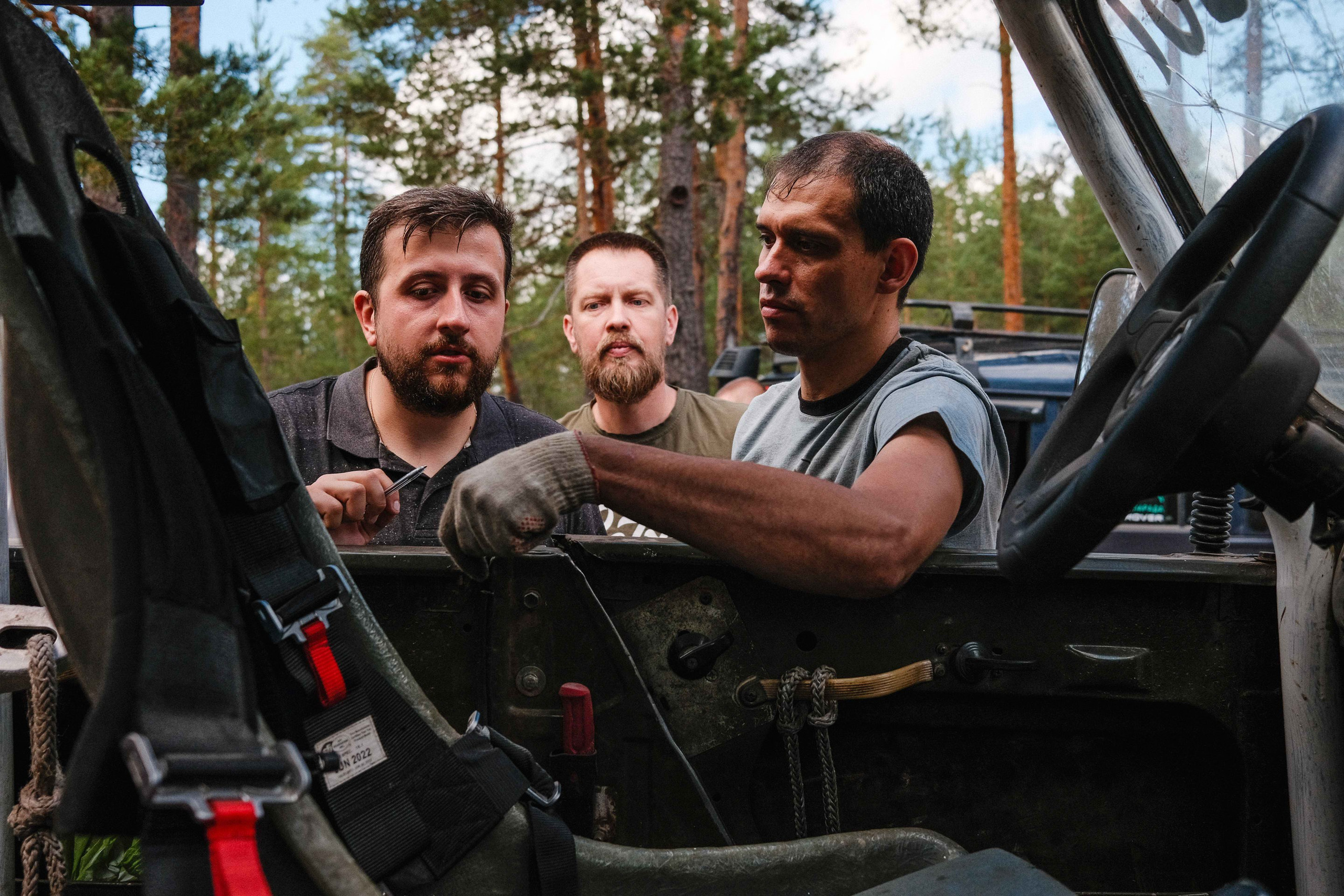 2022.08.13-14 — КВС 2022 — Базлаг, подготовка СУ, брифинг. Фотограф Алексей Алексеев