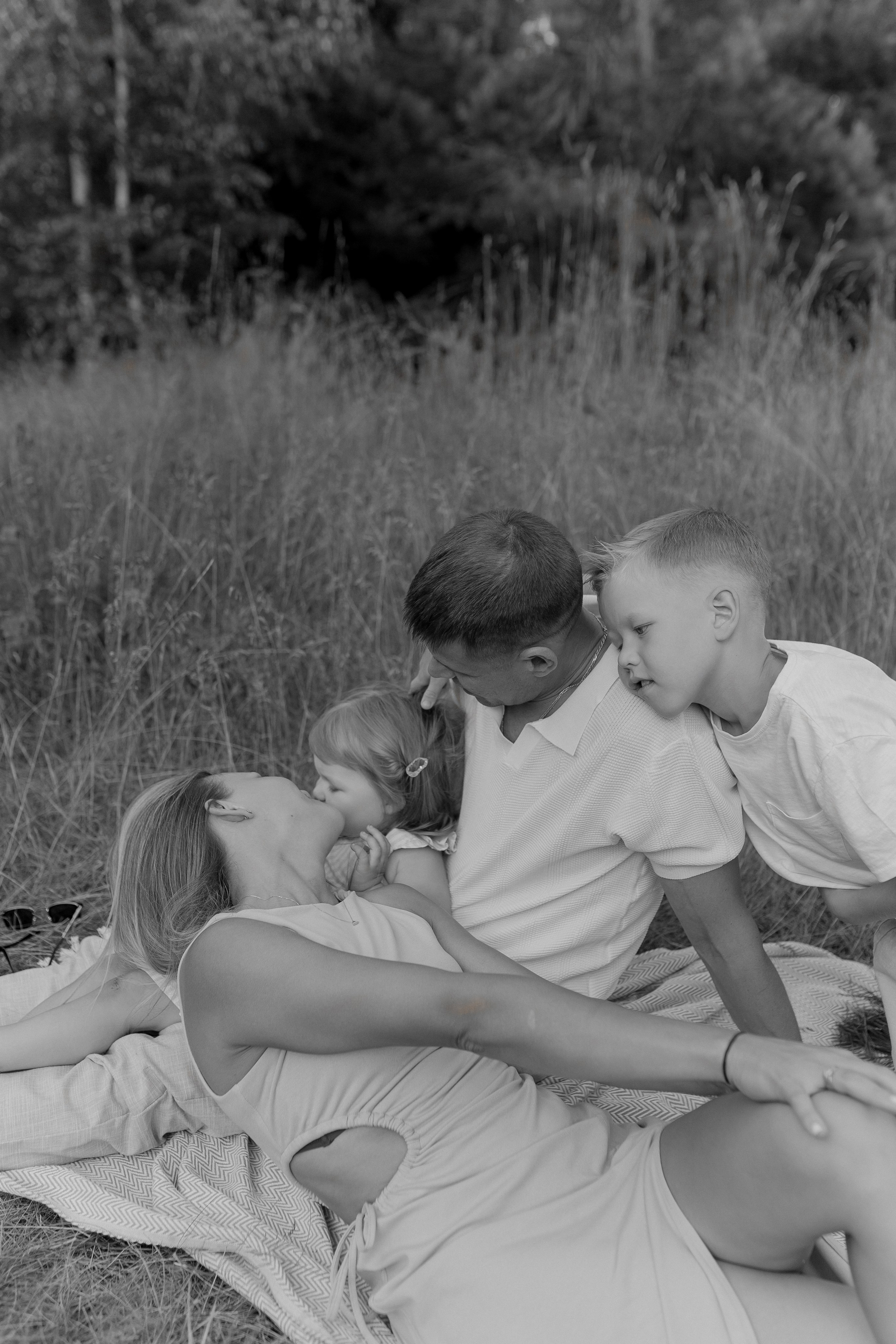 Алексей, Мария, Ваня и Варя. Фотограф Татьяна Семенова