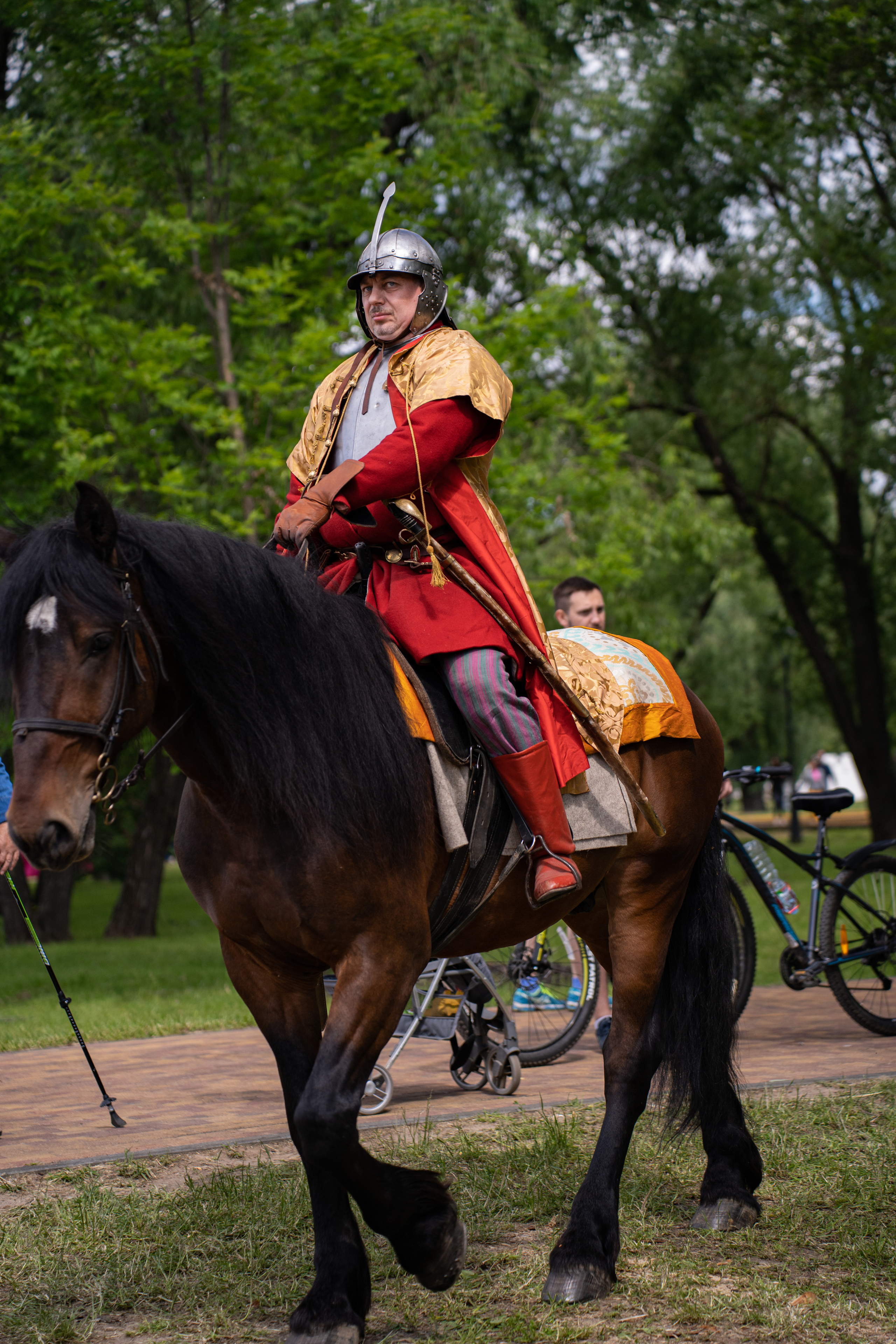 Фотографии фестиваль «Времена и эпохи» 10 июня 2023. Музей-заповедник «Коломенское», фотограф Ксения Насокина. Древняя Русь, Российская Империя, история, исторический фестиваль, реконструкторы, историческая реконструкция, 1654-1667 гг. Русско-польская война, XVII век, Запорожская Сечь, Речь Посполитая, быт царской России, стрелецкий полк, крылатые гусары, пикинёры, реконструкция сражения.