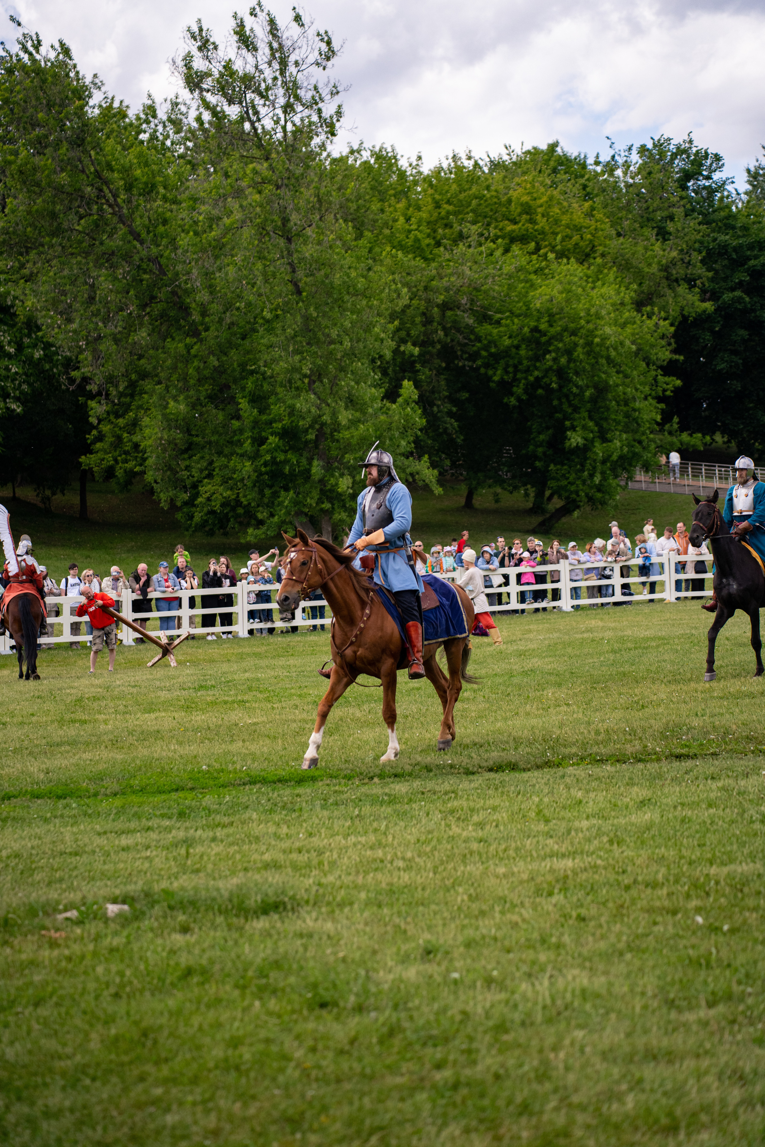 Фотографии фестиваль «Времена и эпохи» 10 июня 2023. Музей-заповедник «Коломенское», фотограф Ксения Насокина. Древняя Русь, Российская Империя, история, исторический фестиваль, реконструкторы, историческая реконструкция, 1654-1667 гг. Русско-польская война, XVII век, Запорожская Сечь, Речь Посполитая, быт царской России, стрелецкий полк, крылатые гусары, пикинёры, реконструкция сражения.