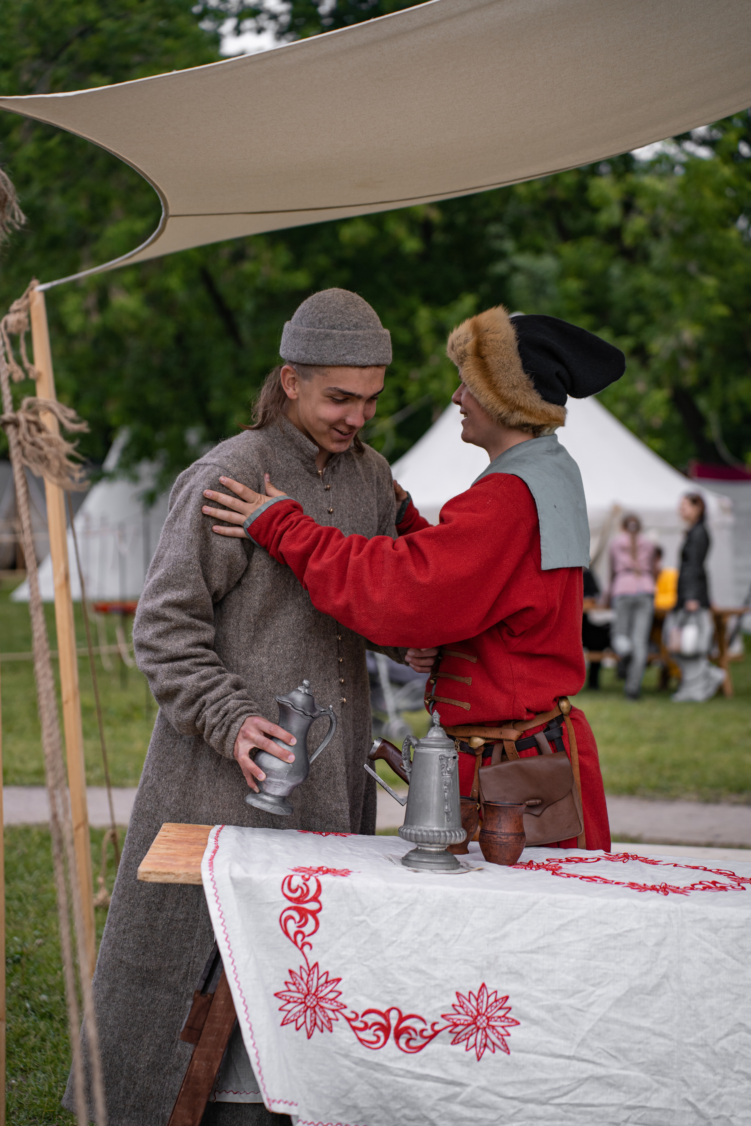 Фотографии фестиваль «Времена и эпохи» 10 июня 2023. Музей-заповедник «Коломенское», фотограф Ксения Насокина. Древняя Русь, Российская Империя, история, исторический фестиваль, реконструкторы, историческая реконструкция, 1654-1667 гг. Русско-польская война, XVII век, Запорожская Сечь, Речь Посполитая, быт царской России, стрелецкий полк, крылатые гусары, пикинёры, реконструкция сражения.