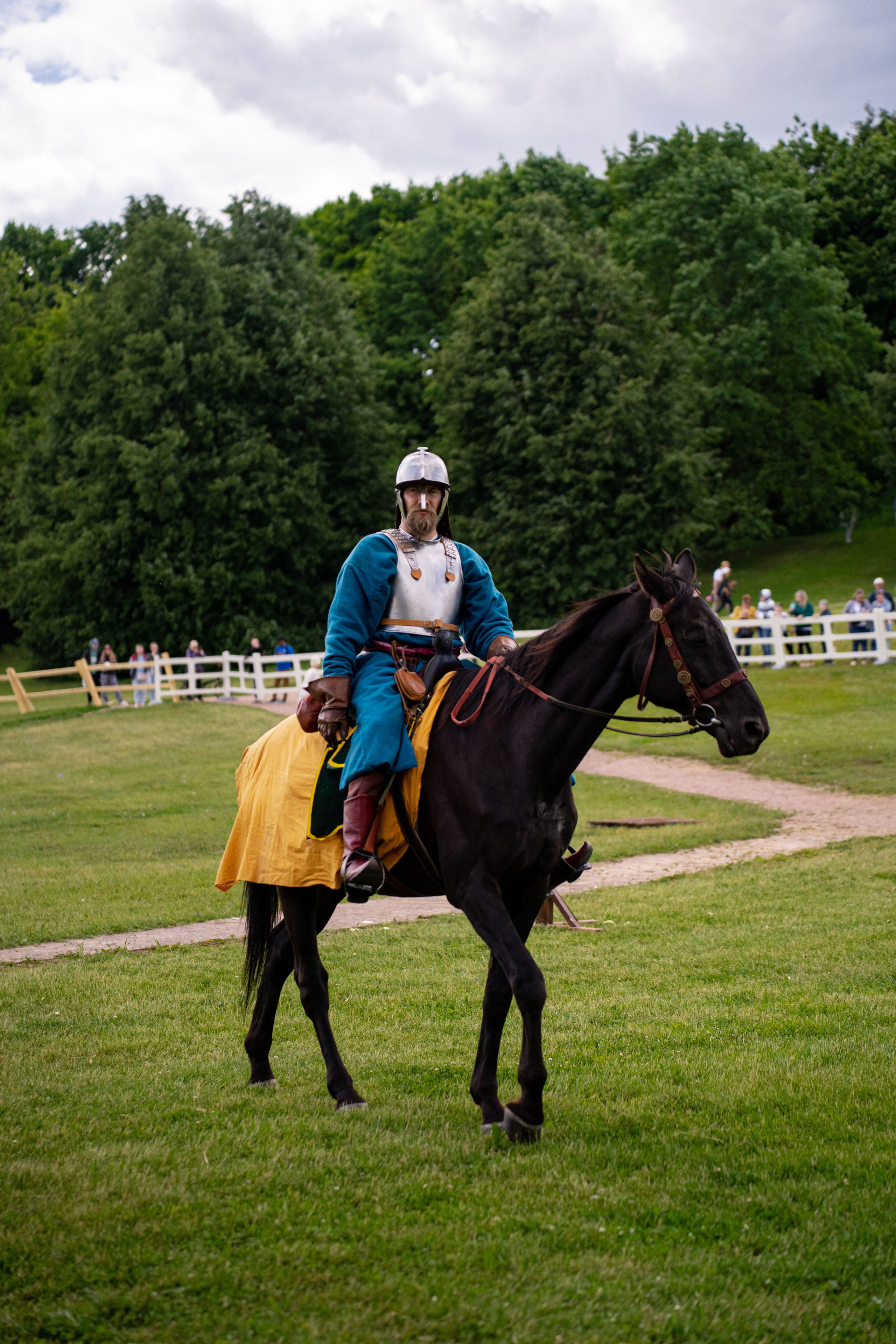 Фотографии фестиваль «Времена и эпохи» 10 июня 2023. Музей-заповедник «Коломенское», фотограф Ксения Насокина. Древняя Русь, Российская Империя, история, исторический фестиваль, реконструкторы, историческая реконструкция, 1654-1667 гг. Русско-польская война, XVII век, Запорожская Сечь, Речь Посполитая, быт царской России, стрелецкий полк, крылатые гусары, пикинёры, реконструкция сражения.