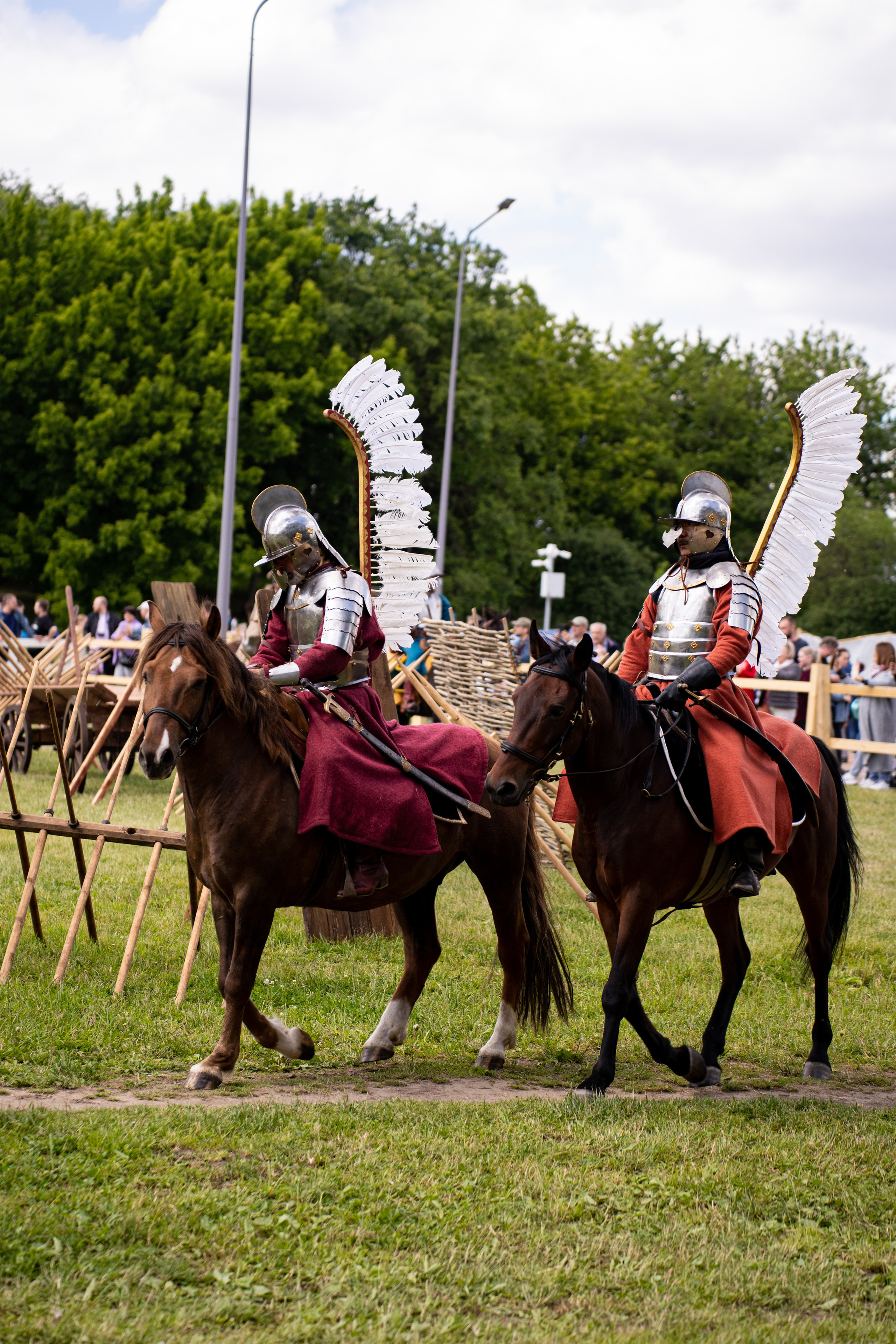 Фотографии фестиваль «Времена и эпохи» 10 июня 2023. Музей-заповедник «Коломенское», фотограф Ксения Насокина. Древняя Русь, Российская Империя, история, исторический фестиваль, реконструкторы, историческая реконструкция, 1654-1667 гг. Русско-польская война, XVII век, Запорожская Сечь, Речь Посполитая, быт царской России, стрелецкий полк, крылатые гусары, пикинёры, реконструкция сражения.