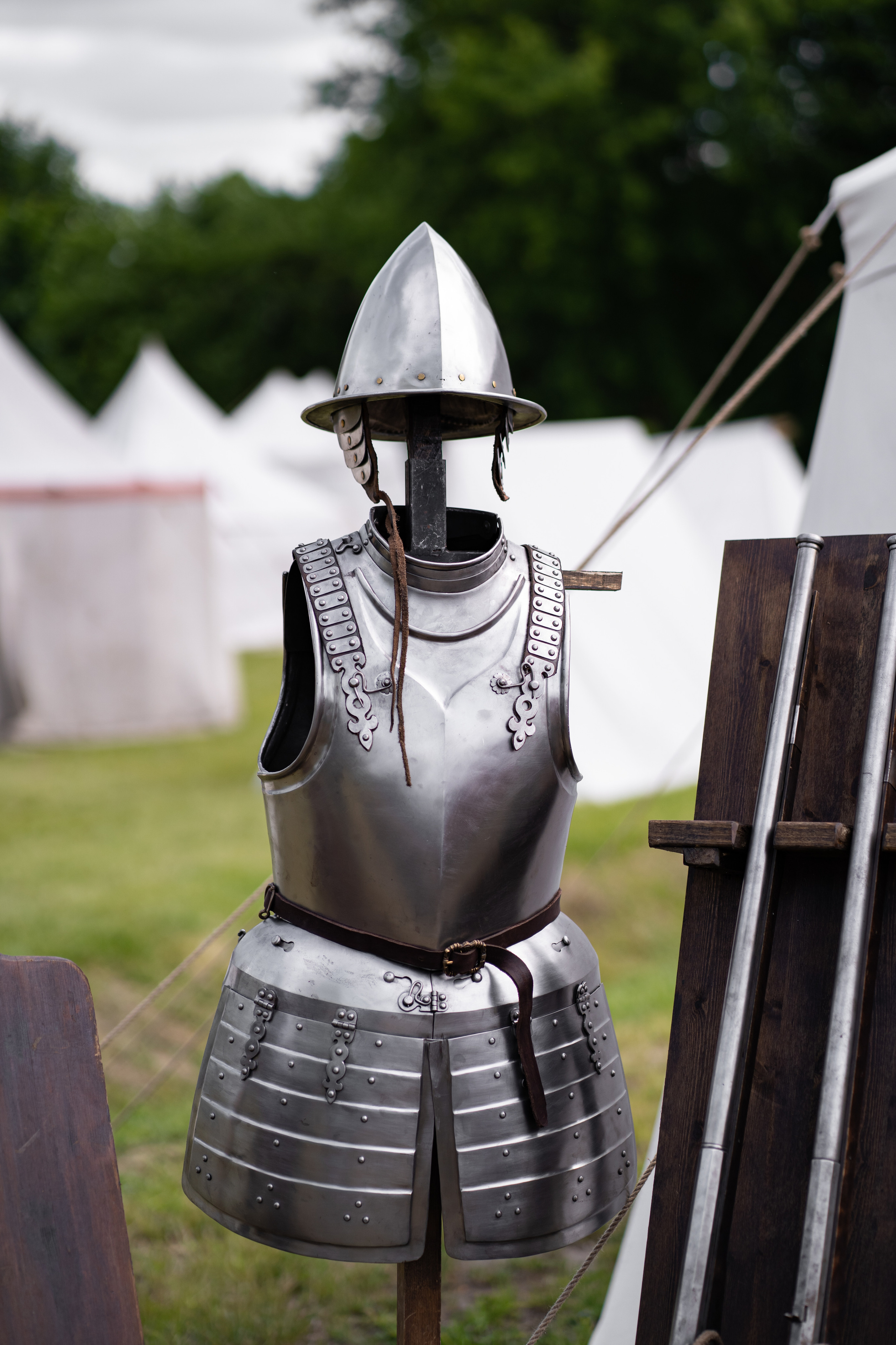 Фотографии фестиваль «Времена и эпохи» 10 июня 2023. Музей-заповедник «Коломенское», фотограф Ксения Насокина. Древняя Русь, Российская Империя, история, исторический фестиваль, реконструкторы, историческая реконструкция, 1654-1667 гг. Русско-польская война, XVII век, Запорожская Сечь, Речь Посполитая, быт царской России, стрелецкий полк, крылатые гусары, пикинёры, реконструкция сражения.