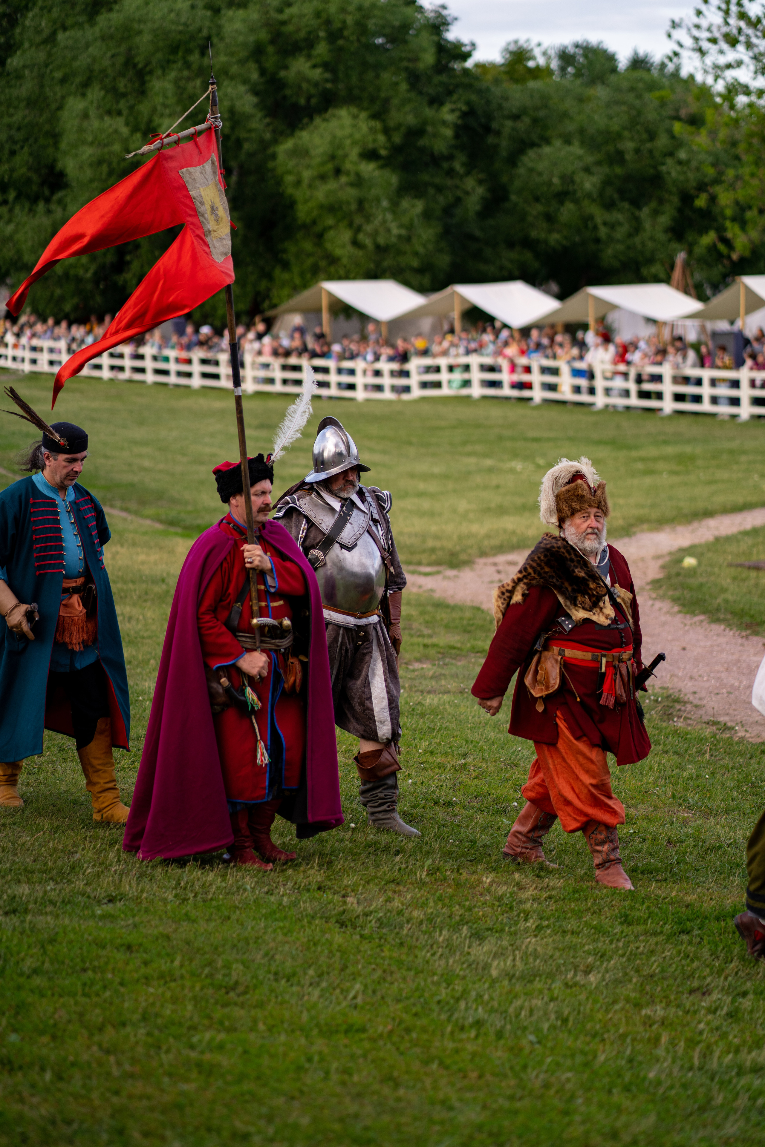Фотографии фестиваль «Времена и эпохи» 10 июня 2023. Музей-заповедник «Коломенское», фотограф Ксения Насокина. Древняя Русь, Российская Империя, история, исторический фестиваль, реконструкторы, историческая реконструкция, 1654-1667 гг. Русско-польская война, XVII век, Запорожская Сечь, Речь Посполитая, быт царской России, стрелецкий полк, крылатые гусары, пикинёры, реконструкция сражения.