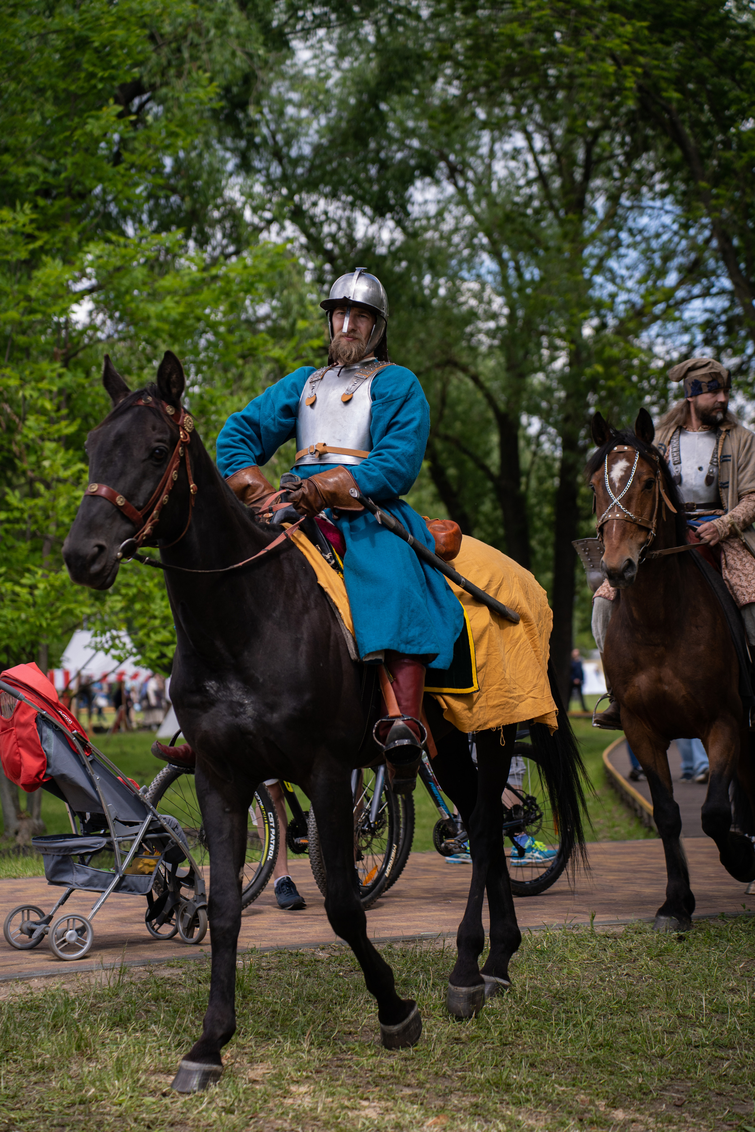 Фотографии фестиваль «Времена и эпохи» 10 июня 2023. Музей-заповедник «Коломенское», фотограф Ксения Насокина. Древняя Русь, Российская Империя, история, исторический фестиваль, реконструкторы, историческая реконструкция, 1654-1667 гг. Русско-польская война, XVII век, Запорожская Сечь, Речь Посполитая, быт царской России, стрелецкий полк, крылатые гусары, пикинёры, реконструкция сражения.