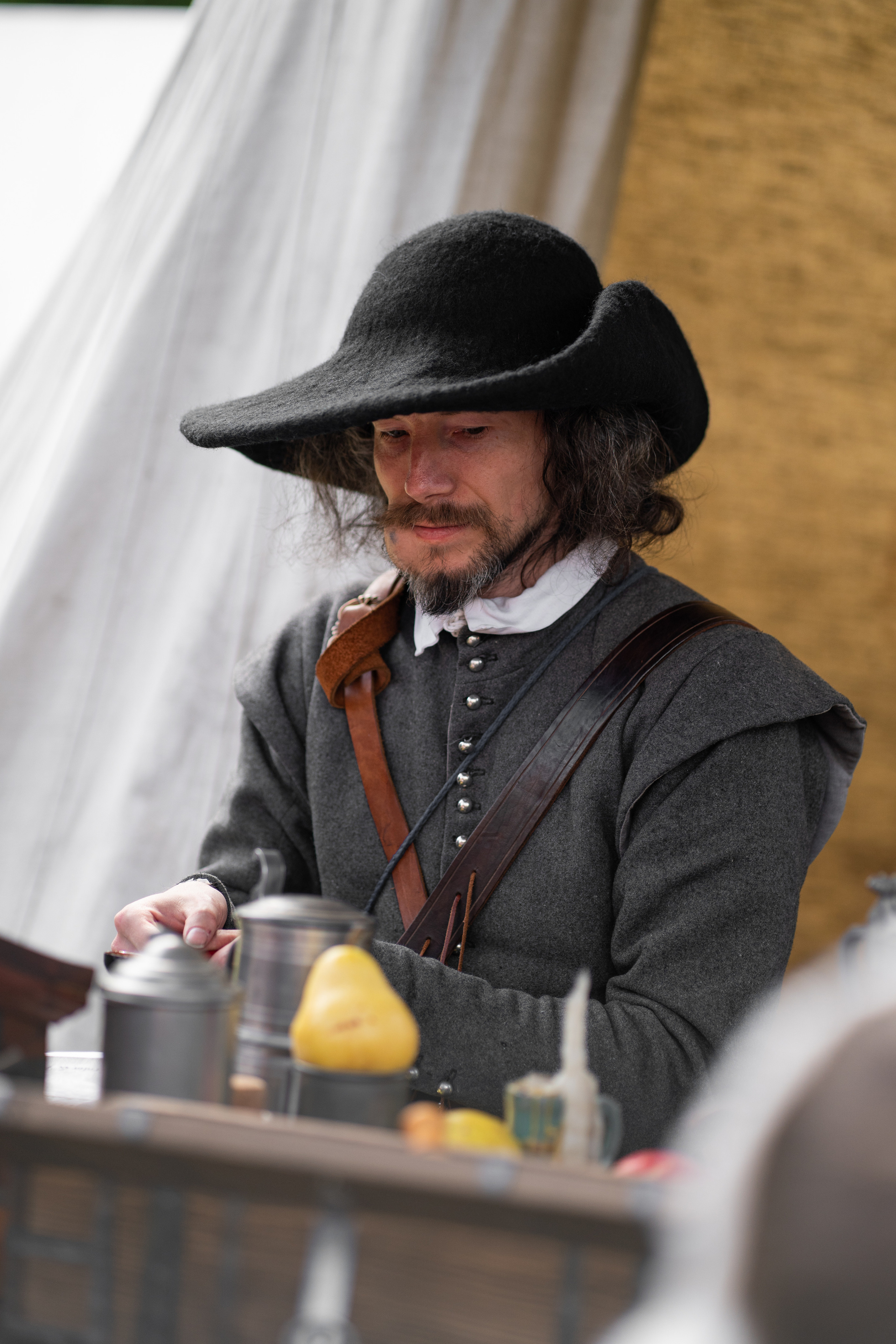 Фотографии фестиваль «Времена и эпохи» 10 июня 2023. Музей-заповедник «Коломенское», фотограф Ксения Насокина. Древняя Русь, Российская Империя, история, исторический фестиваль, реконструкторы, историческая реконструкция, 1654-1667 гг. Русско-польская война, XVII век, Запорожская Сечь, Речь Посполитая, быт царской России, стрелецкий полк, крылатые гусары, пикинёры, реконструкция сражения.