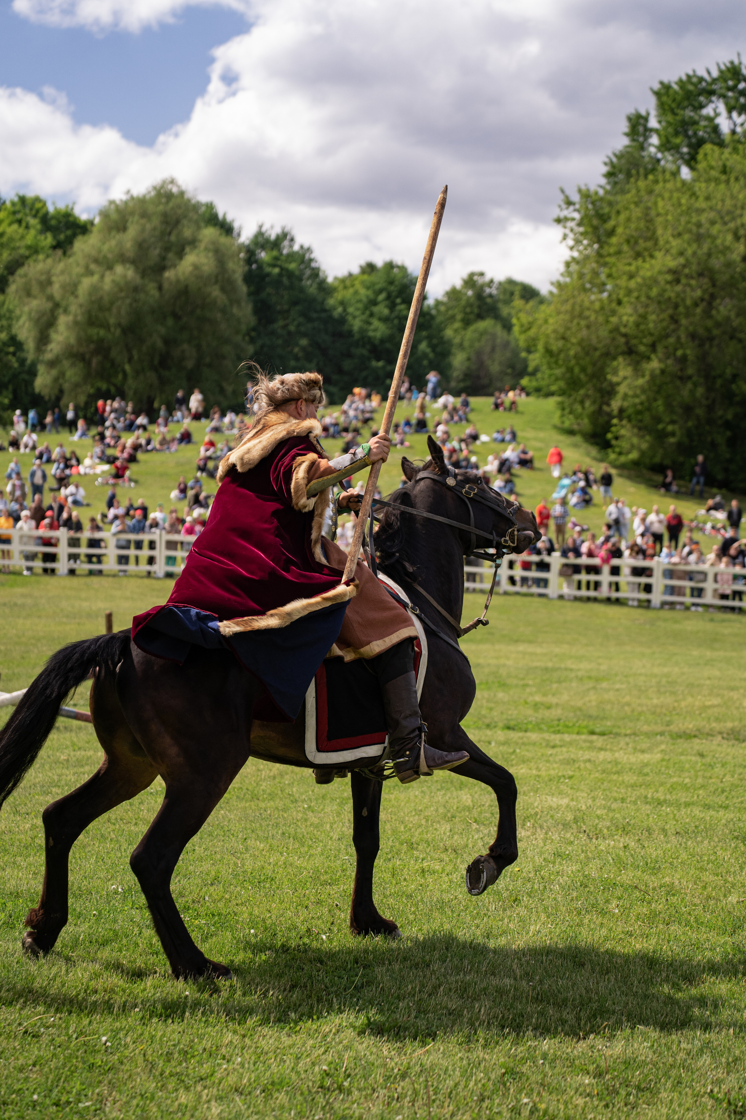 Фотографии фестиваль «Времена и эпохи» 10 июня 2023. Музей-заповедник «Коломенское», фотограф Ксения Насокина. Древняя Русь, Российская Империя, история, исторический фестиваль, реконструкторы, историческая реконструкция, 1654-1667 гг. Русско-польская война, XVII век, Запорожская Сечь, Речь Посполитая, быт царской России, стрелецкий полк, крылатые гусары, пикинёры, реконструкция сражения.