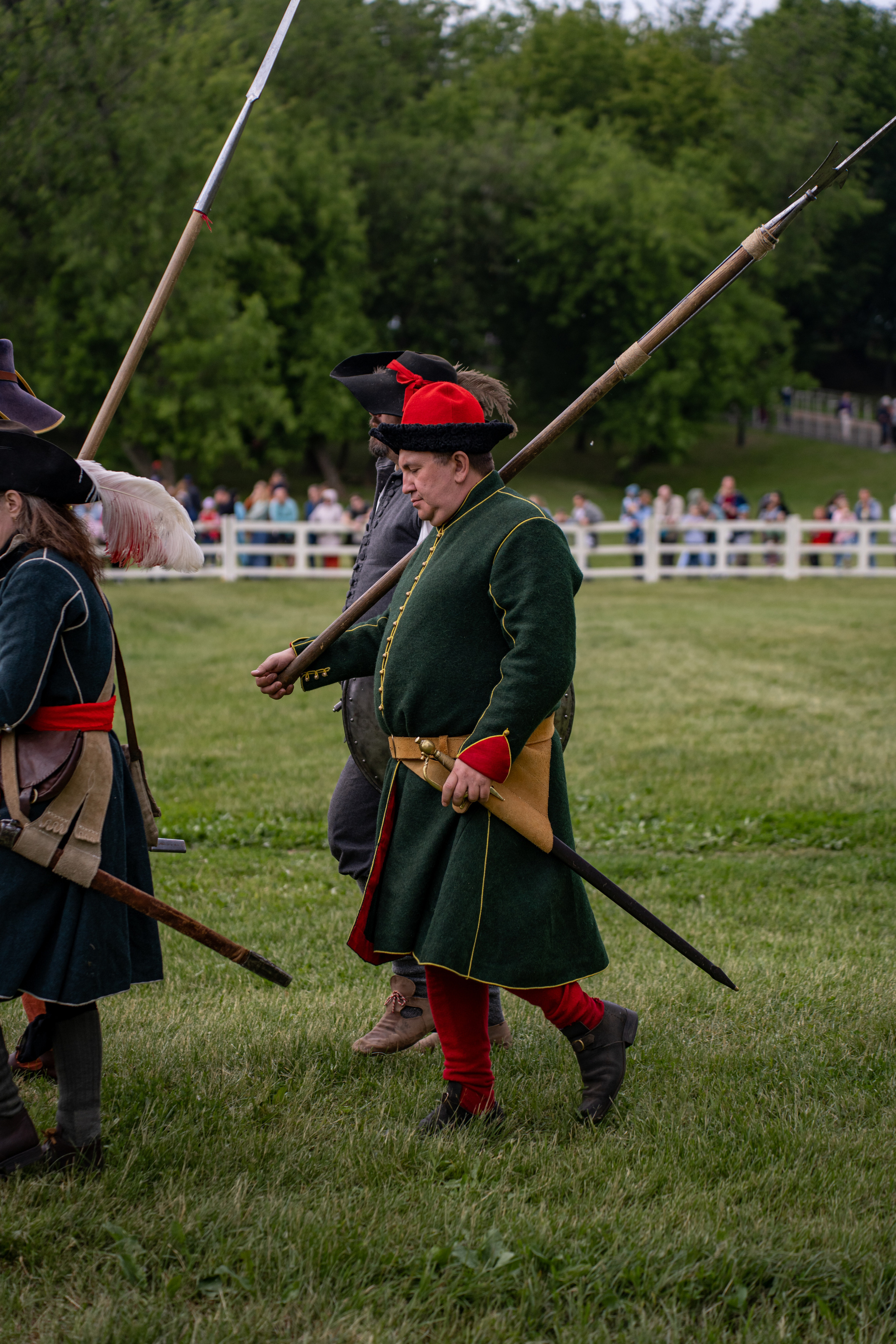 Фотографии фестиваль «Времена и эпохи» 10 июня 2023. Музей-заповедник «Коломенское», фотограф Ксения Насокина. Древняя Русь, Российская Империя, история, исторический фестиваль, реконструкторы, историческая реконструкция, 1654-1667 гг. Русско-польская война, XVII век, Запорожская Сечь, Речь Посполитая, быт царской России, стрелецкий полк, крылатые гусары, пикинёры, реконструкция сражения.