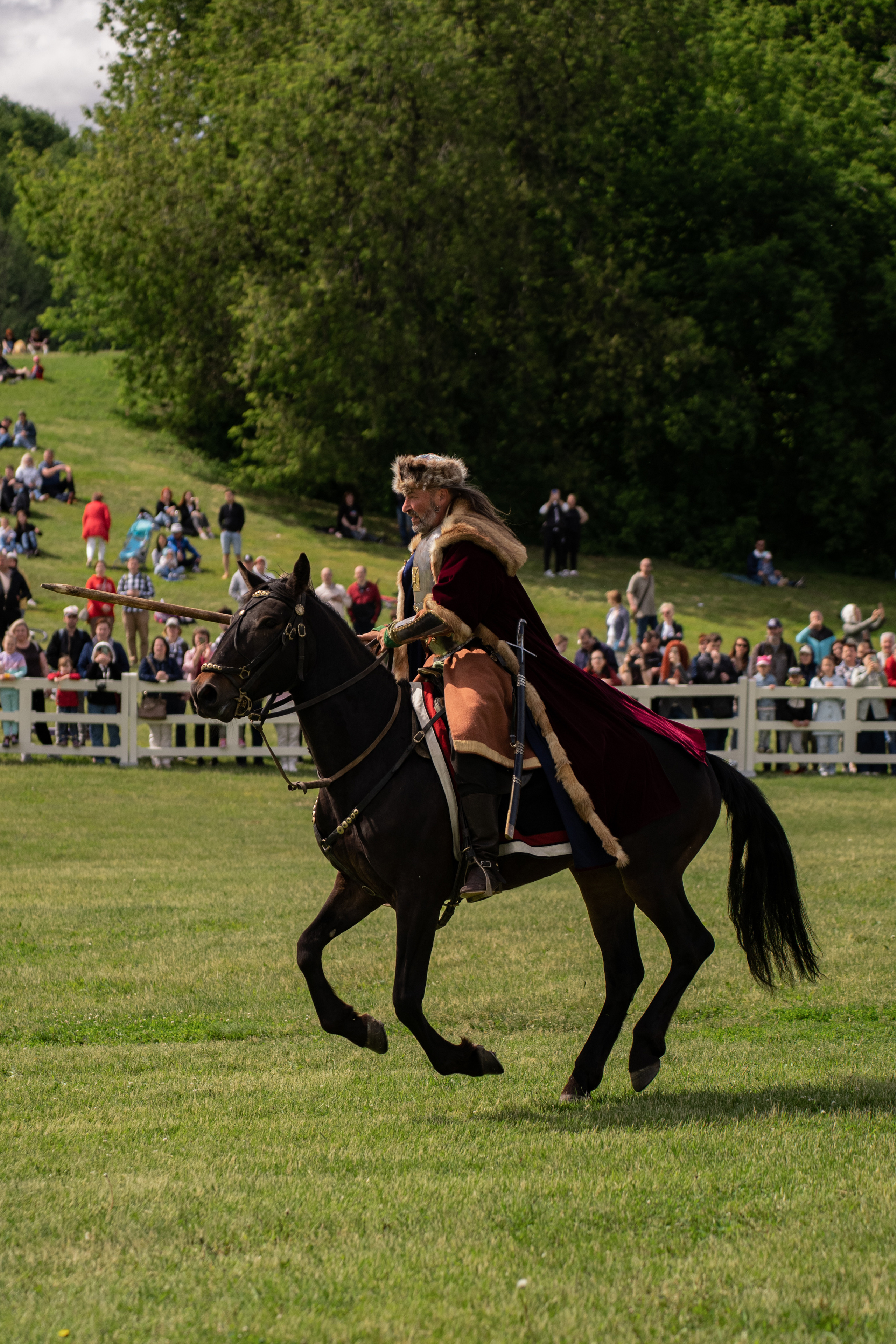 Фотографии фестиваль «Времена и эпохи» 10 июня 2023. Музей-заповедник «Коломенское», фотограф Ксения Насокина. Древняя Русь, Российская Империя, история, исторический фестиваль, реконструкторы, историческая реконструкция, 1654-1667 гг. Русско-польская война, XVII век, Запорожская Сечь, Речь Посполитая, быт царской России, стрелецкий полк, крылатые гусары, пикинёры, реконструкция сражения.