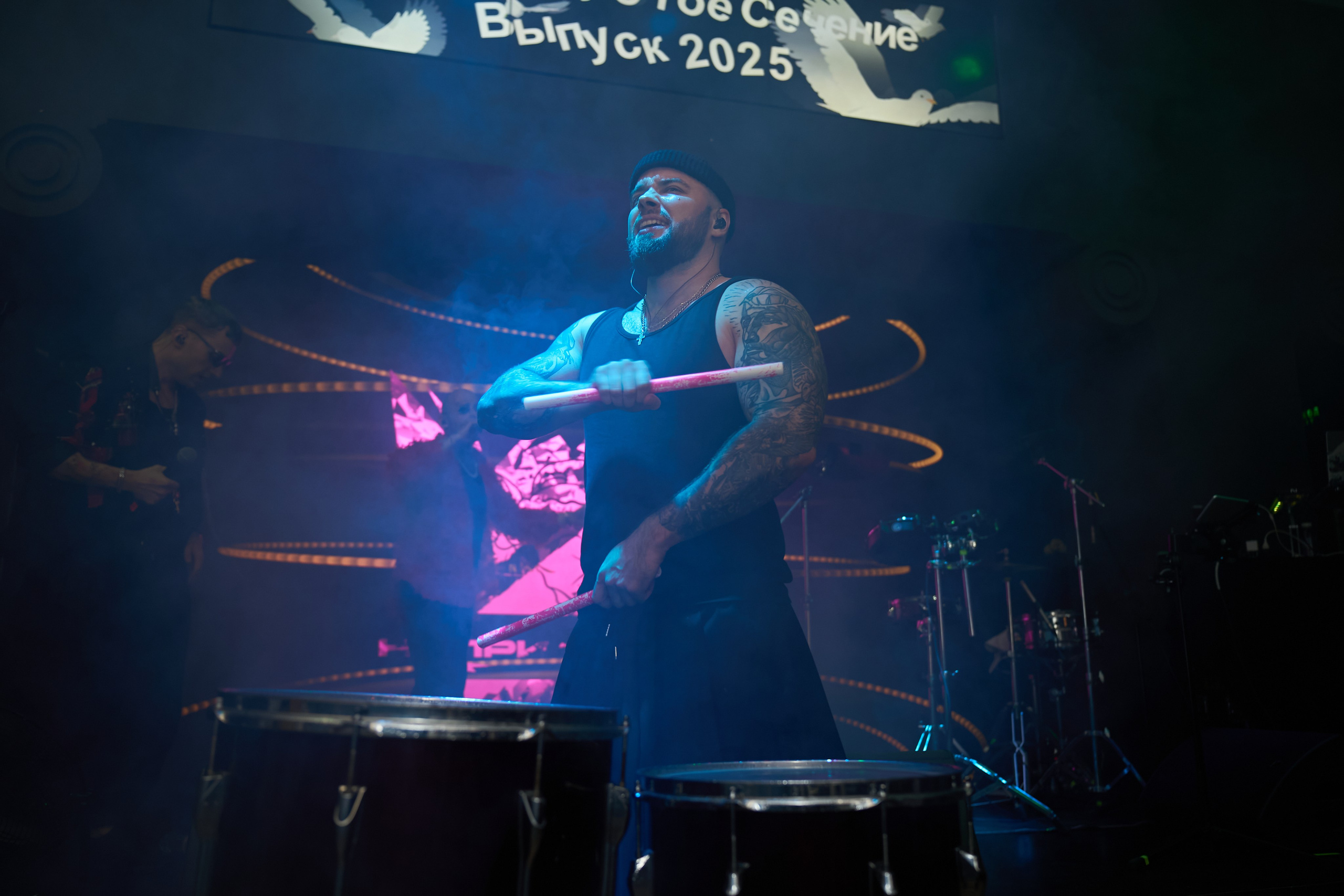 Съемка выступления артистов в Москве. Репортажный фотограф в Москве Вадим Галанин