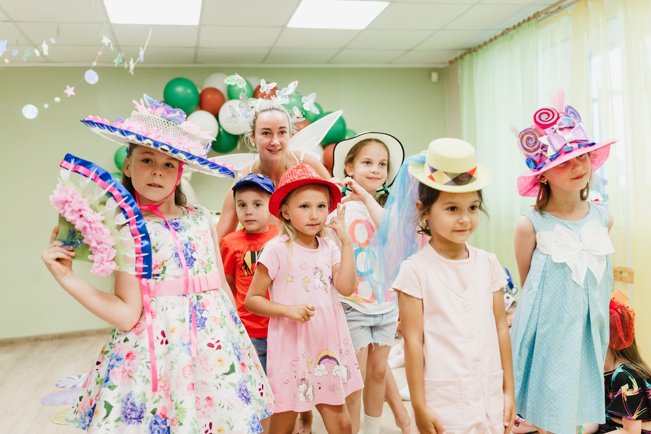 Шляпная вечеринка