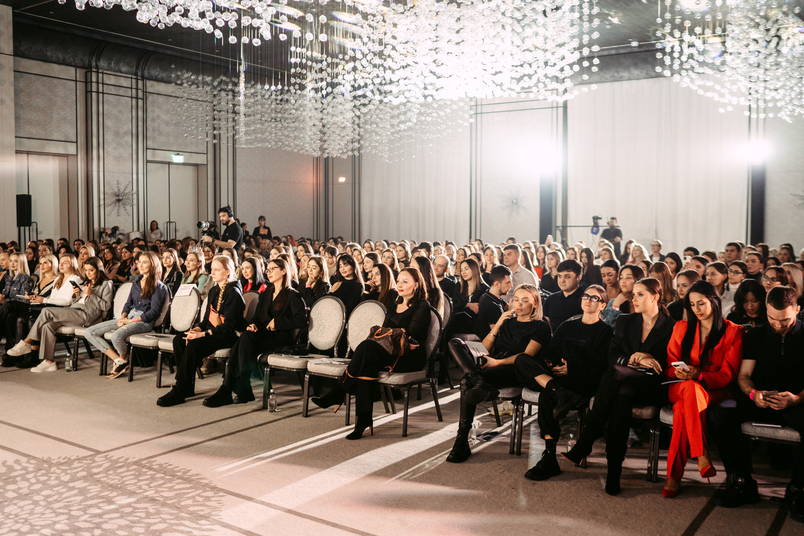 Ракурс: итоговая встреча участников курса / 2022. Саша Копылов, фотограф в Казани