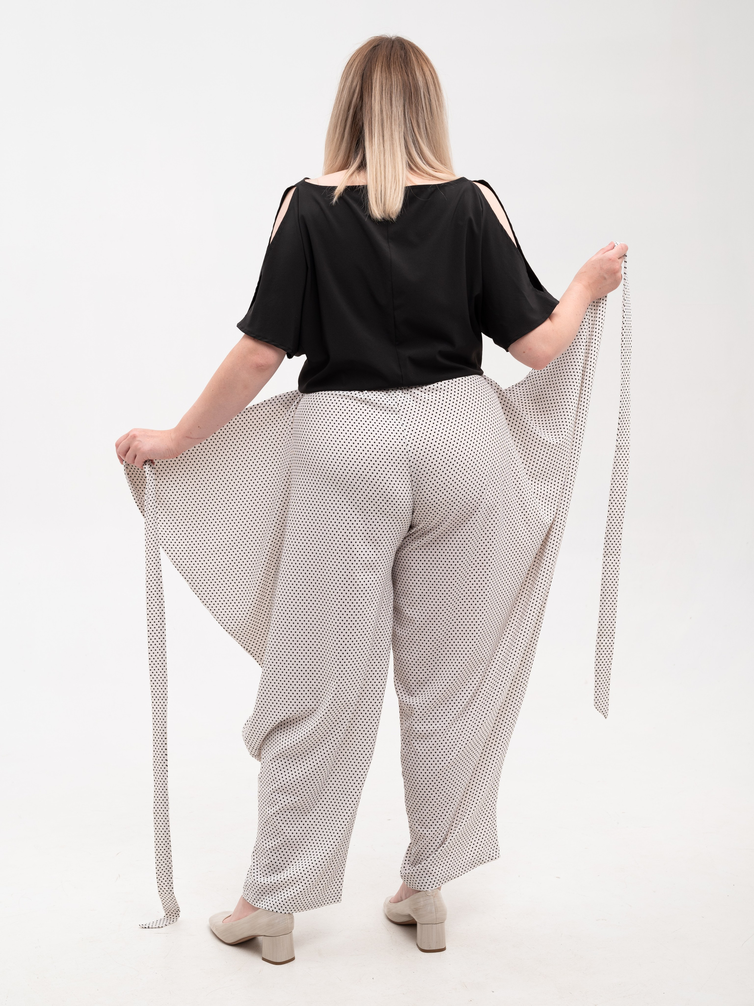 Одежда разноразмерная. Предметный фотограф, фото для маркетплейсов Пятигорск, КМВ