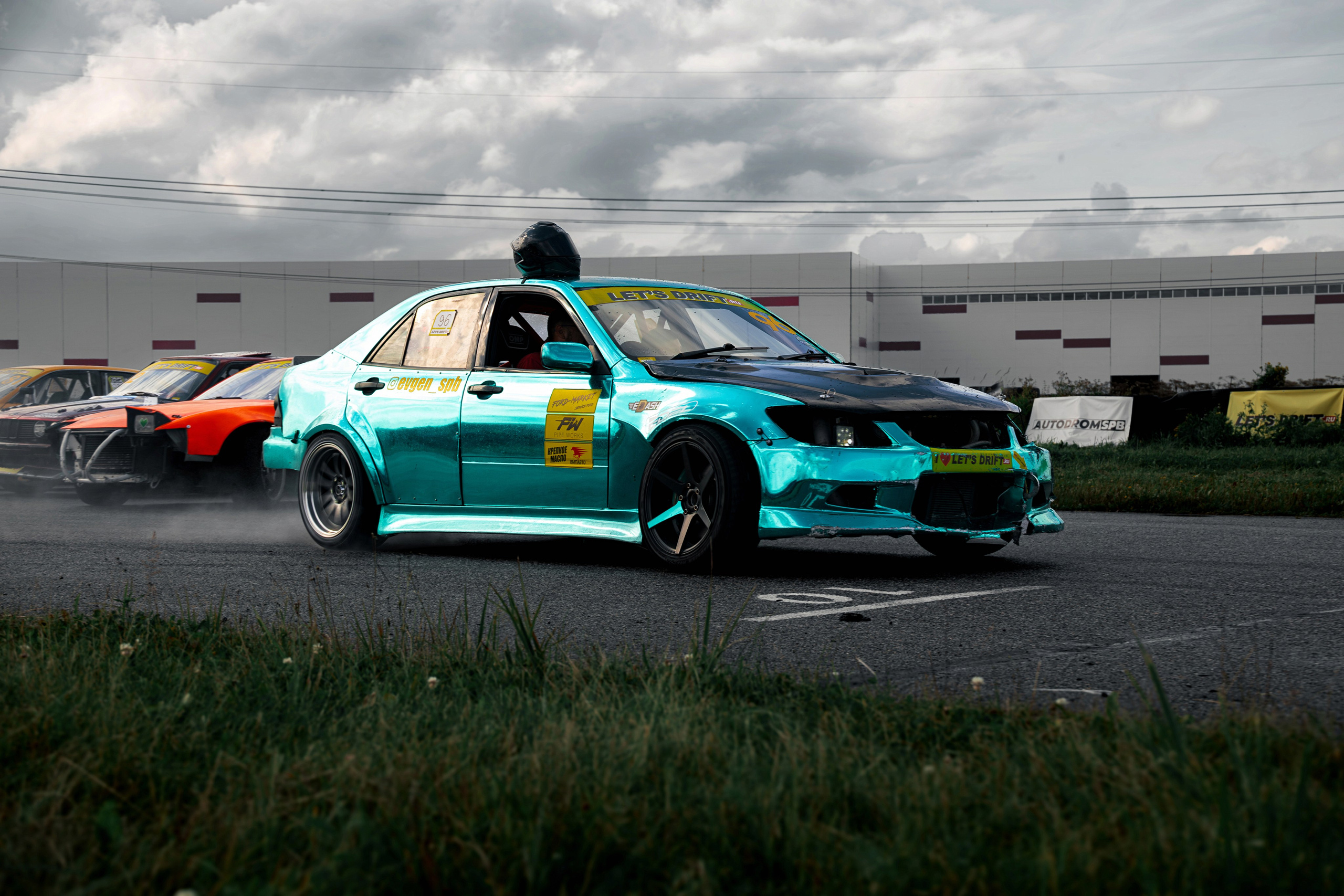 Фотосъемка дрифта в Санкт-Петербурге | Энергичные кадры для спортивных медиа