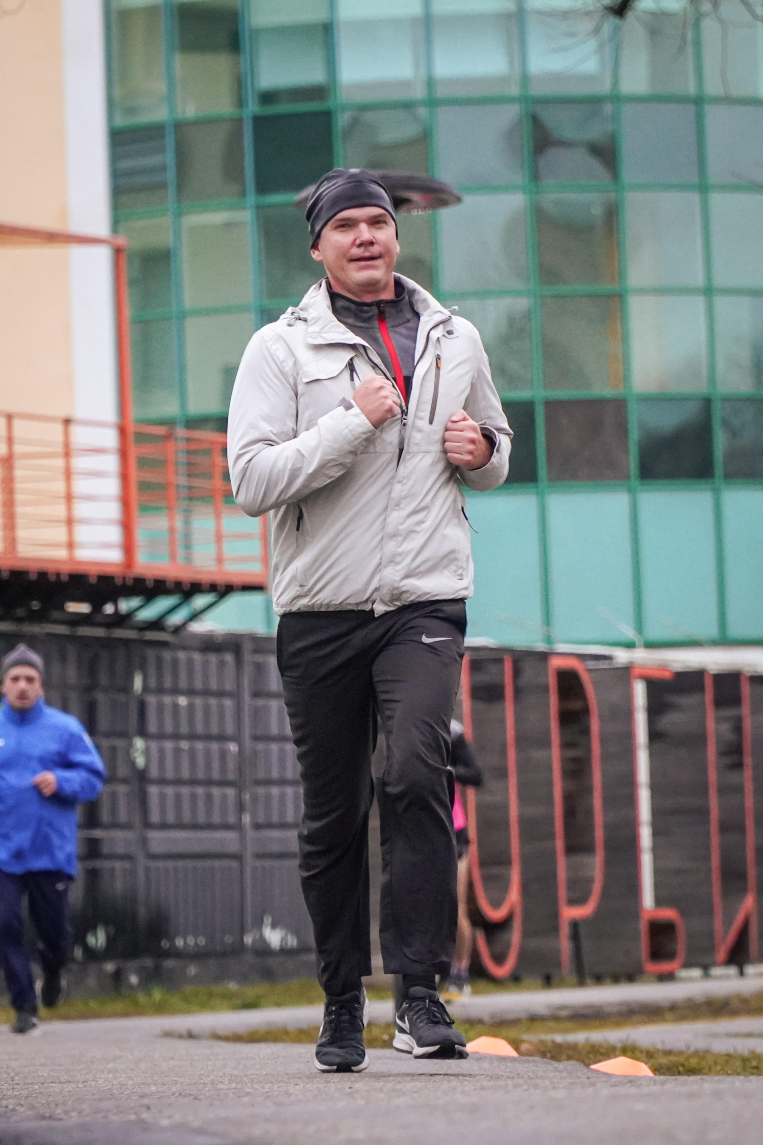 5 вёрст Реутов 16.11.2024. Роман Капилюшов. Бег. Фото. Видео. г. Люберцы