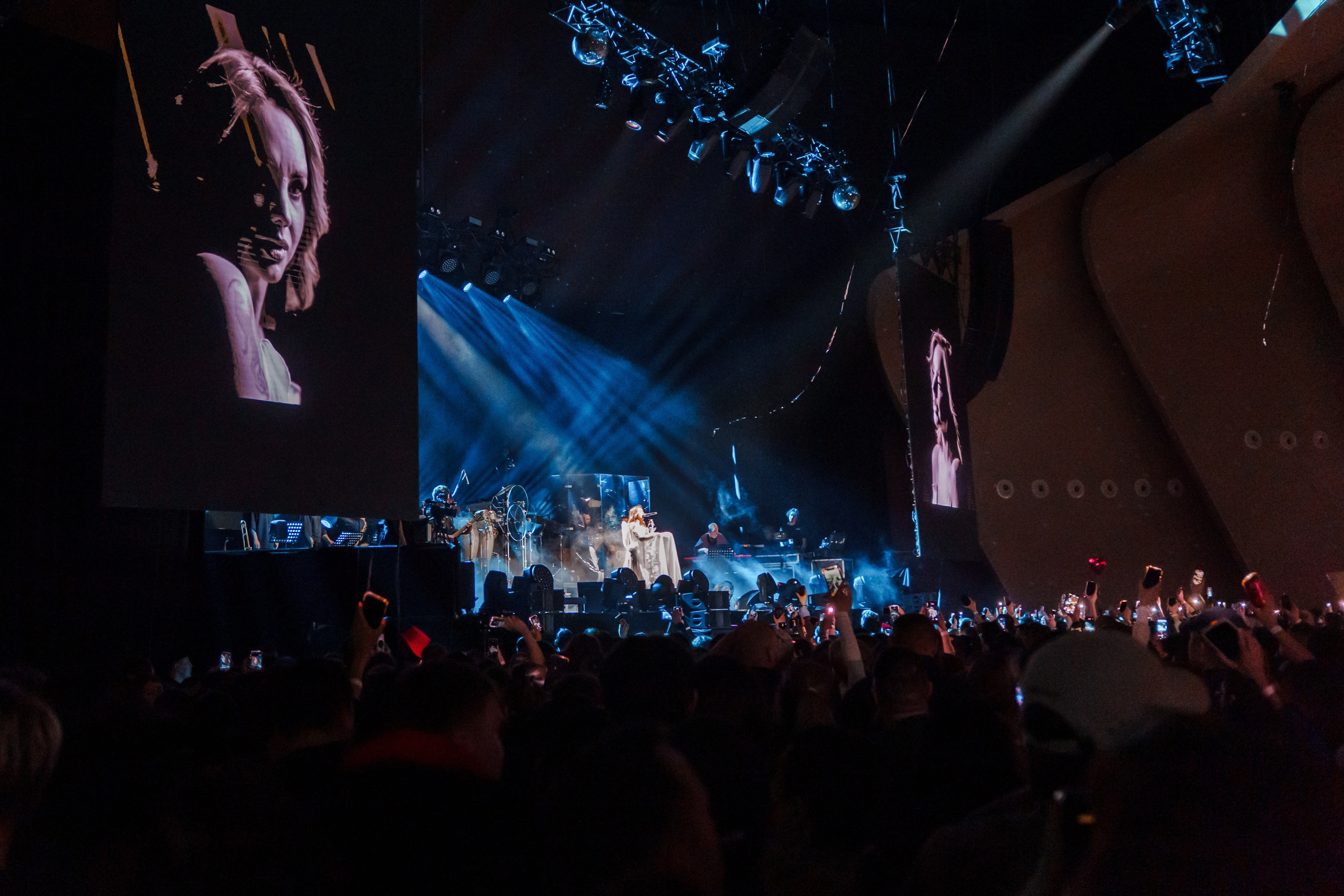 МакSим в Астане. Профессиональный фотограф в городе Астана Копанев Данил