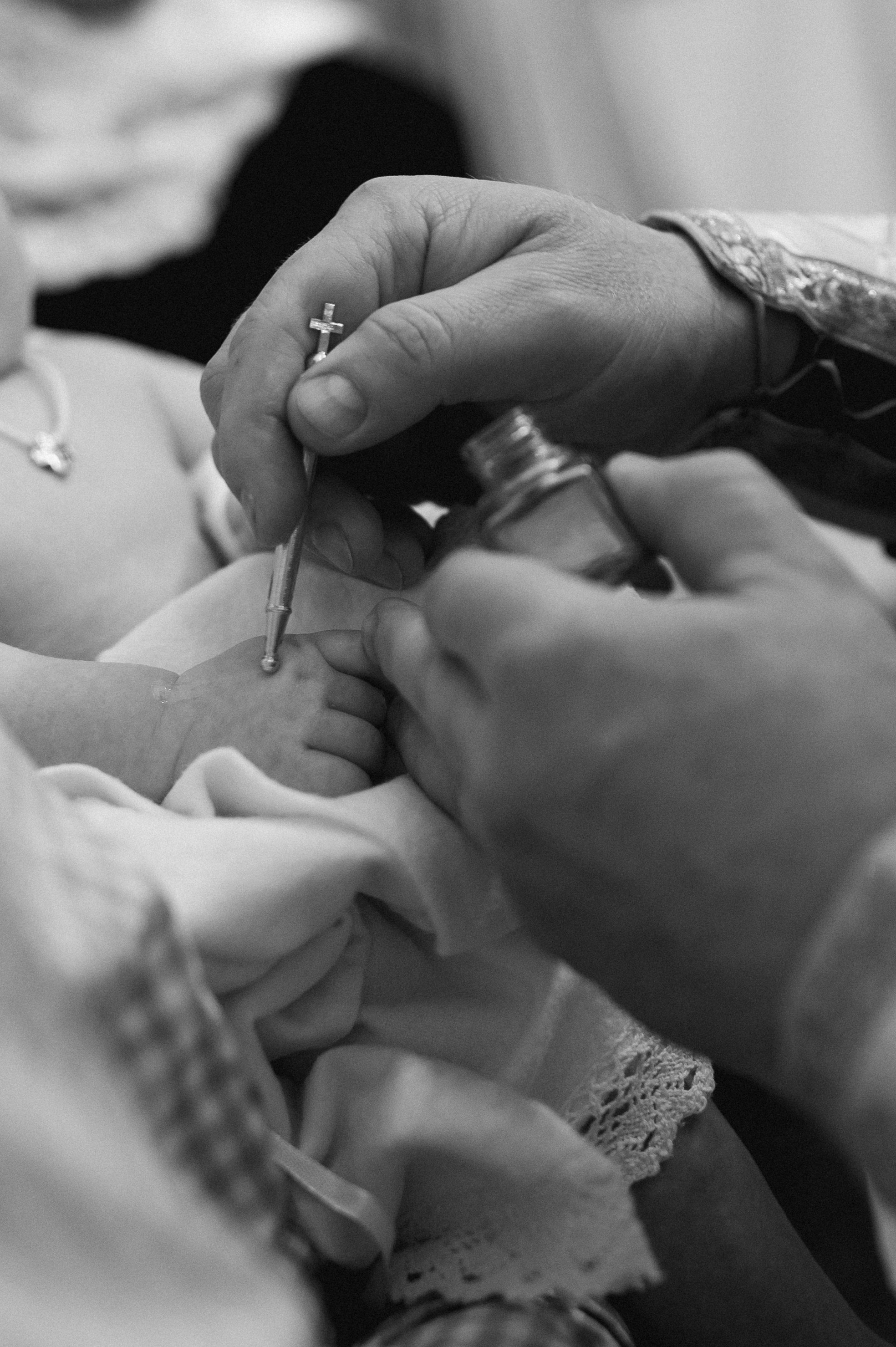 Крещение в Храме Воздвижения Креста Господня в Алтуфьеве. Семейный и свадебный фотограф в Москве Татьяна Николаева