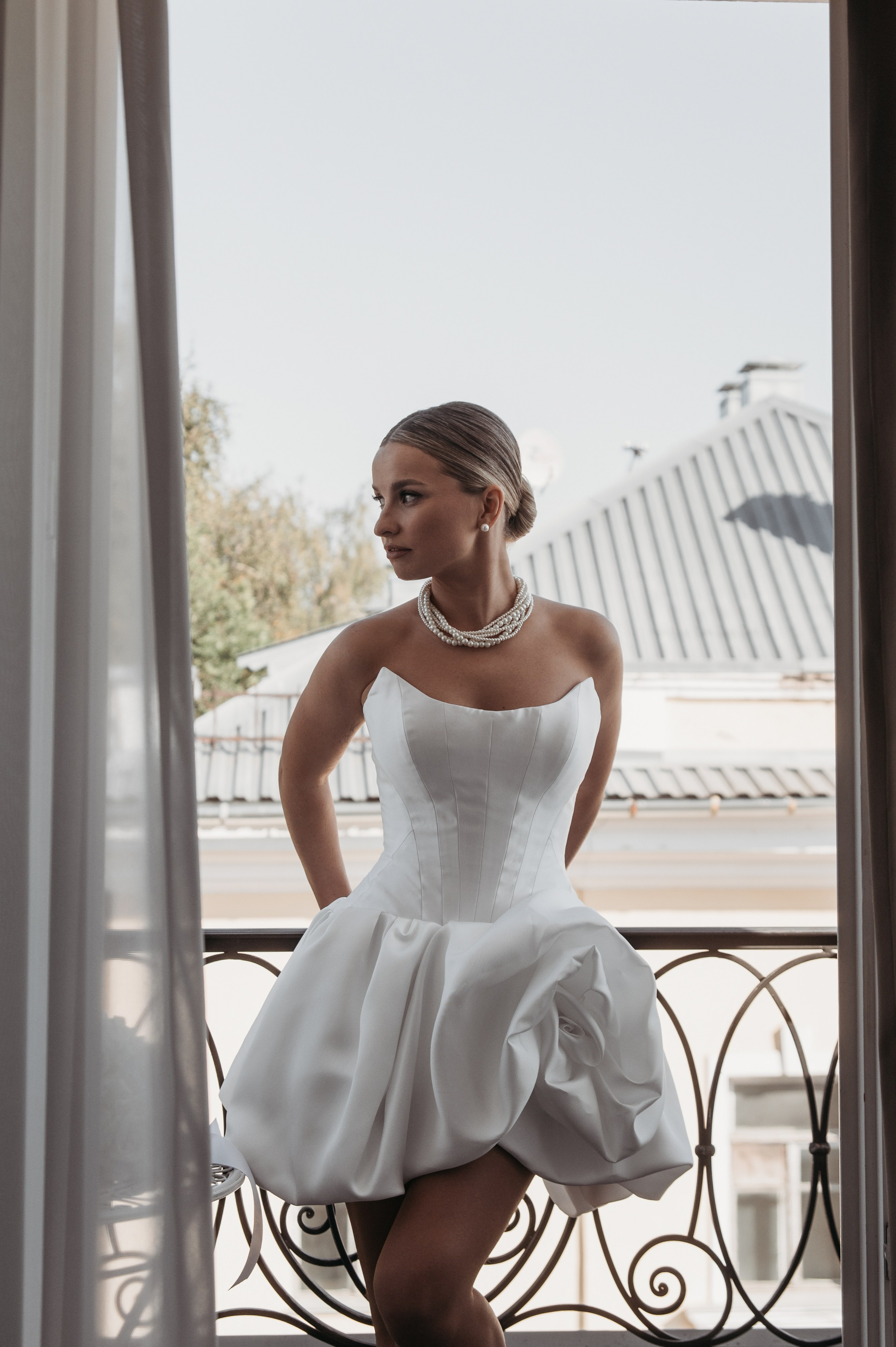 Свадебная фотосессия в Завидово гольф поле с утром невесты и красивым свадебным банкетом. Свадебный фотограф в Твери, Москве и Санкт-Петербурге Денисова Екатерина