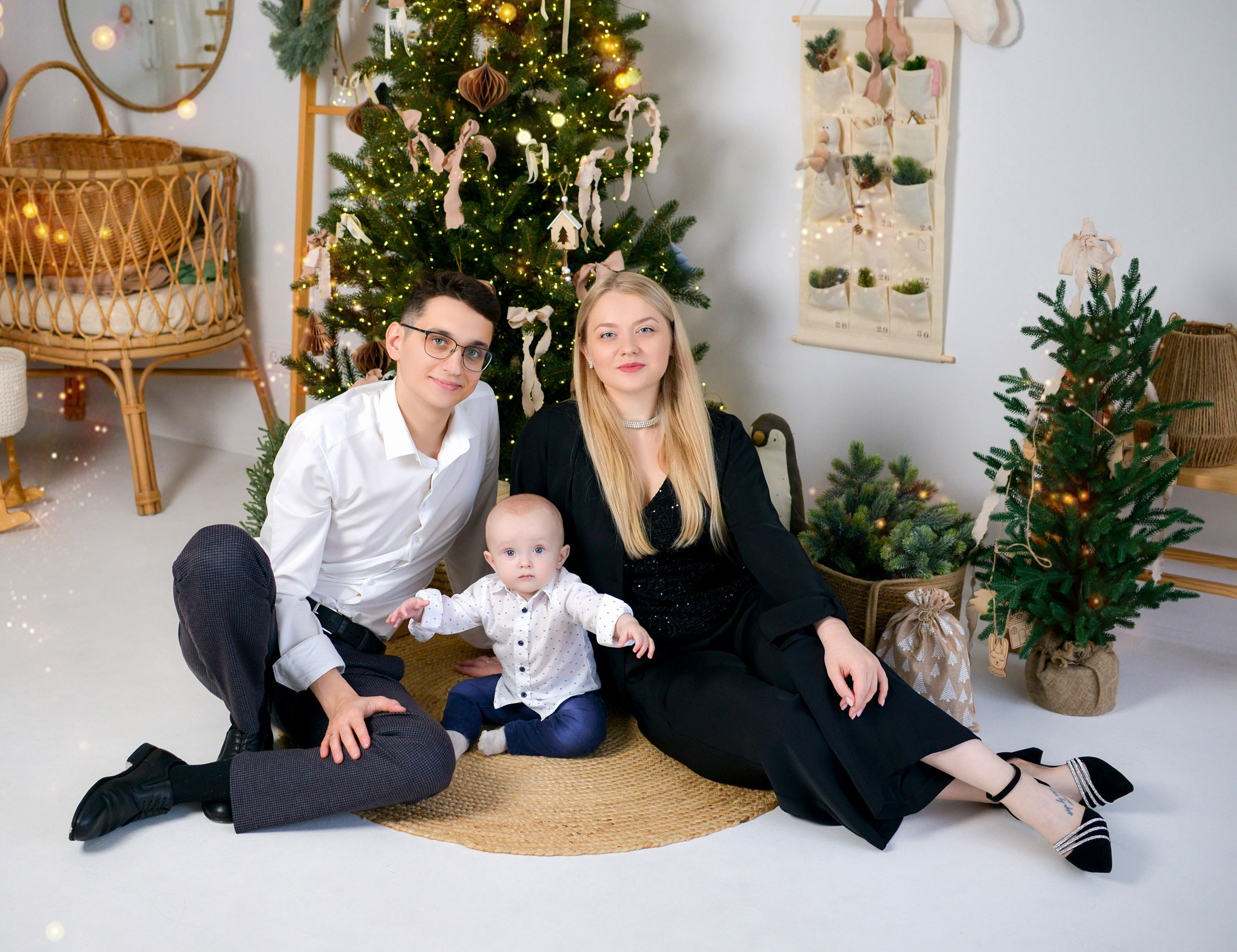 Новогодняя семейная фотосессия в Краснодаре 2023-2024. Фотограф новорожденных Краснодар Малышенко Надежда
