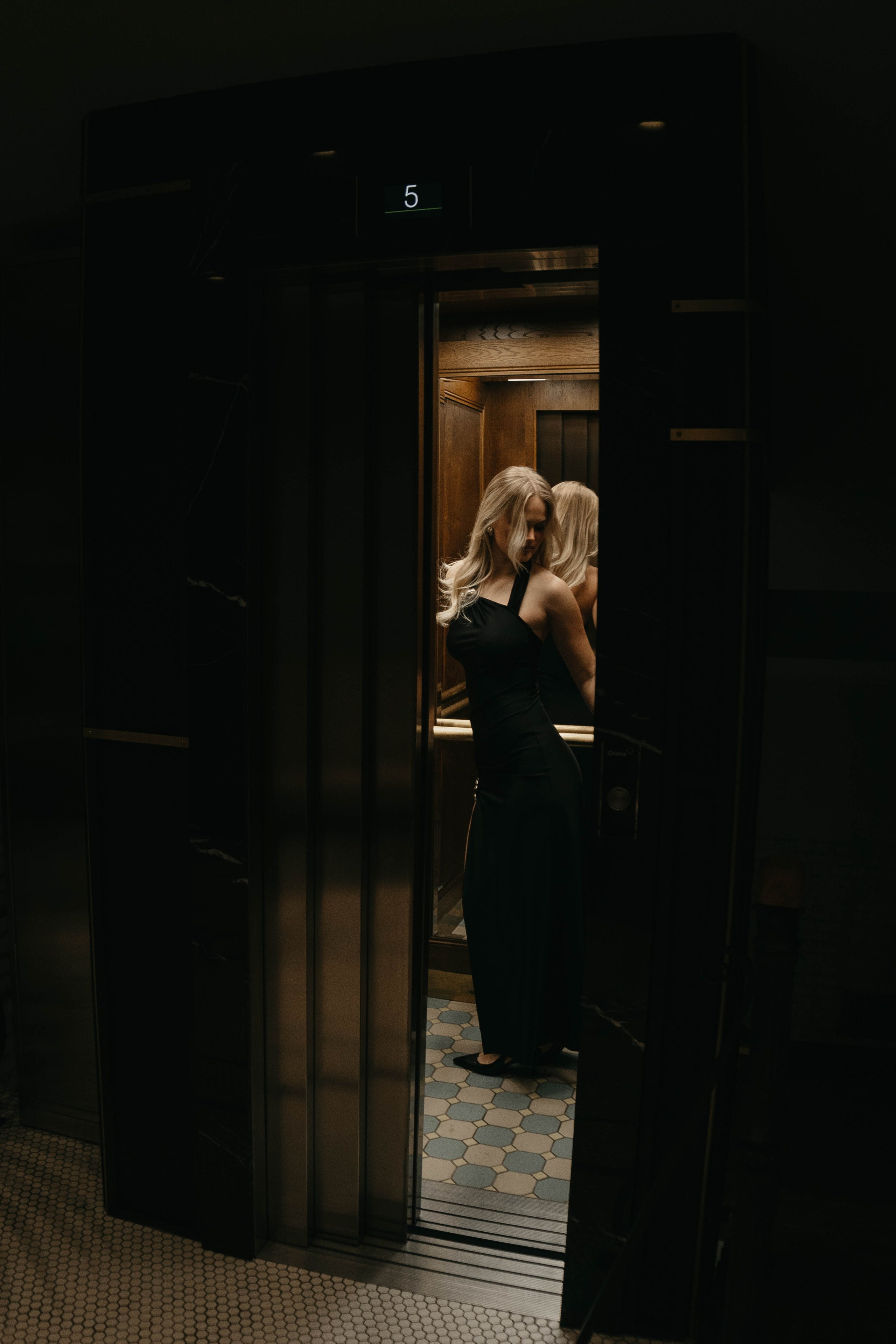 Ночь в отеле. Фотограф в Санкт-Петербурге Головина Анастасия