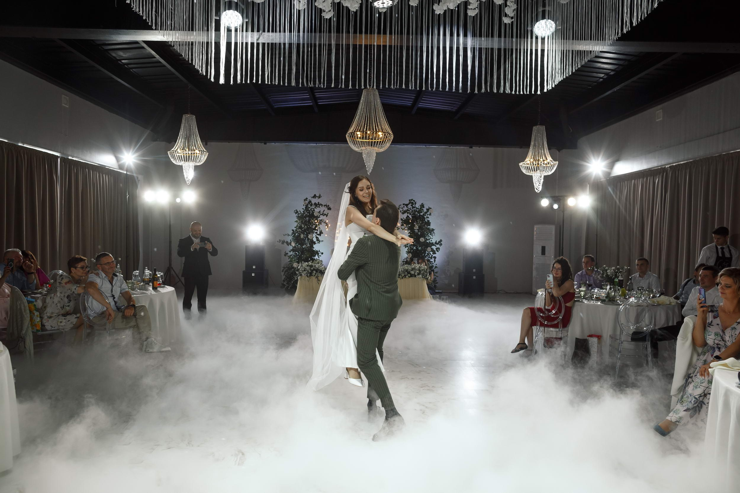 Свадебная фотосессия в Санкт-Петербурге. Свадебный фотограф Игорь Брундасов 8PHOTO на свадьбу венчание загс СПб