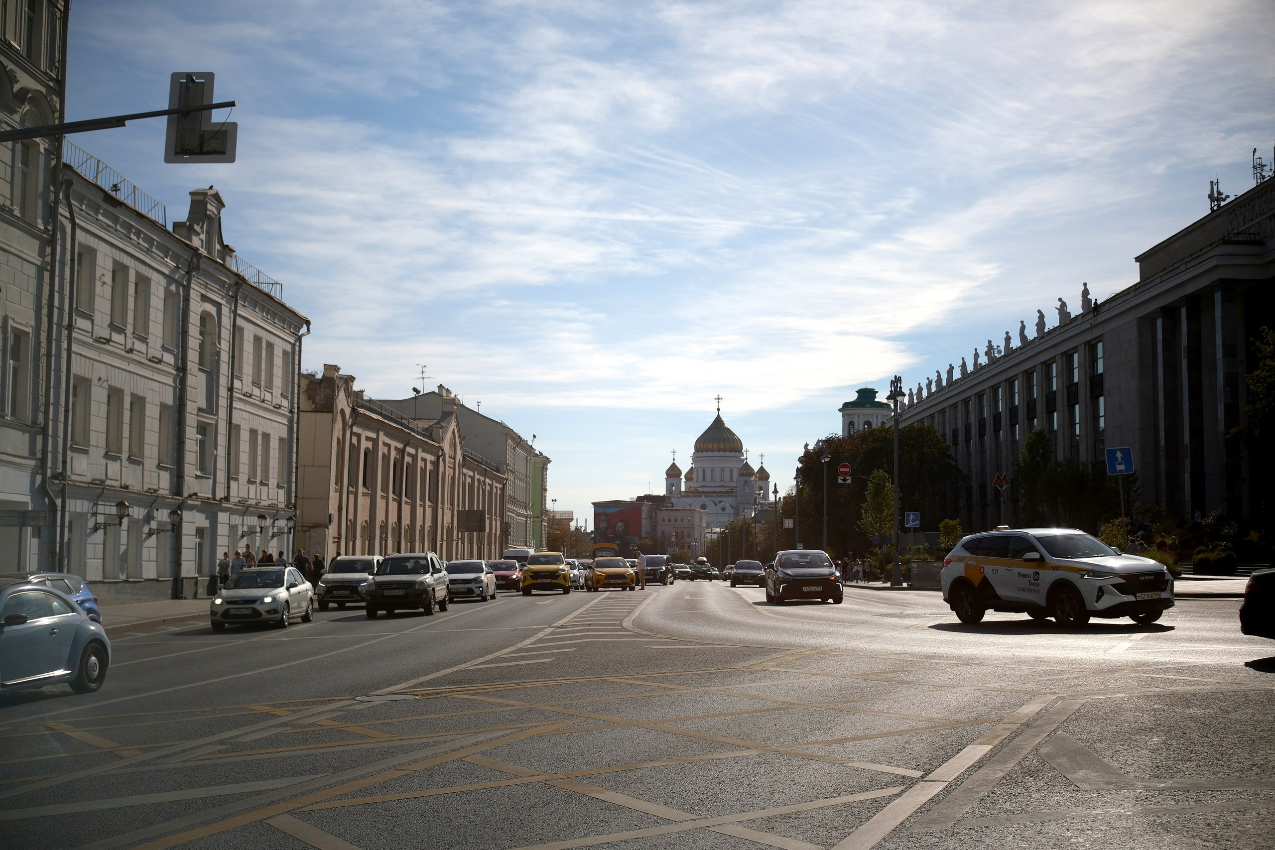 Улица, люди, жизнь…