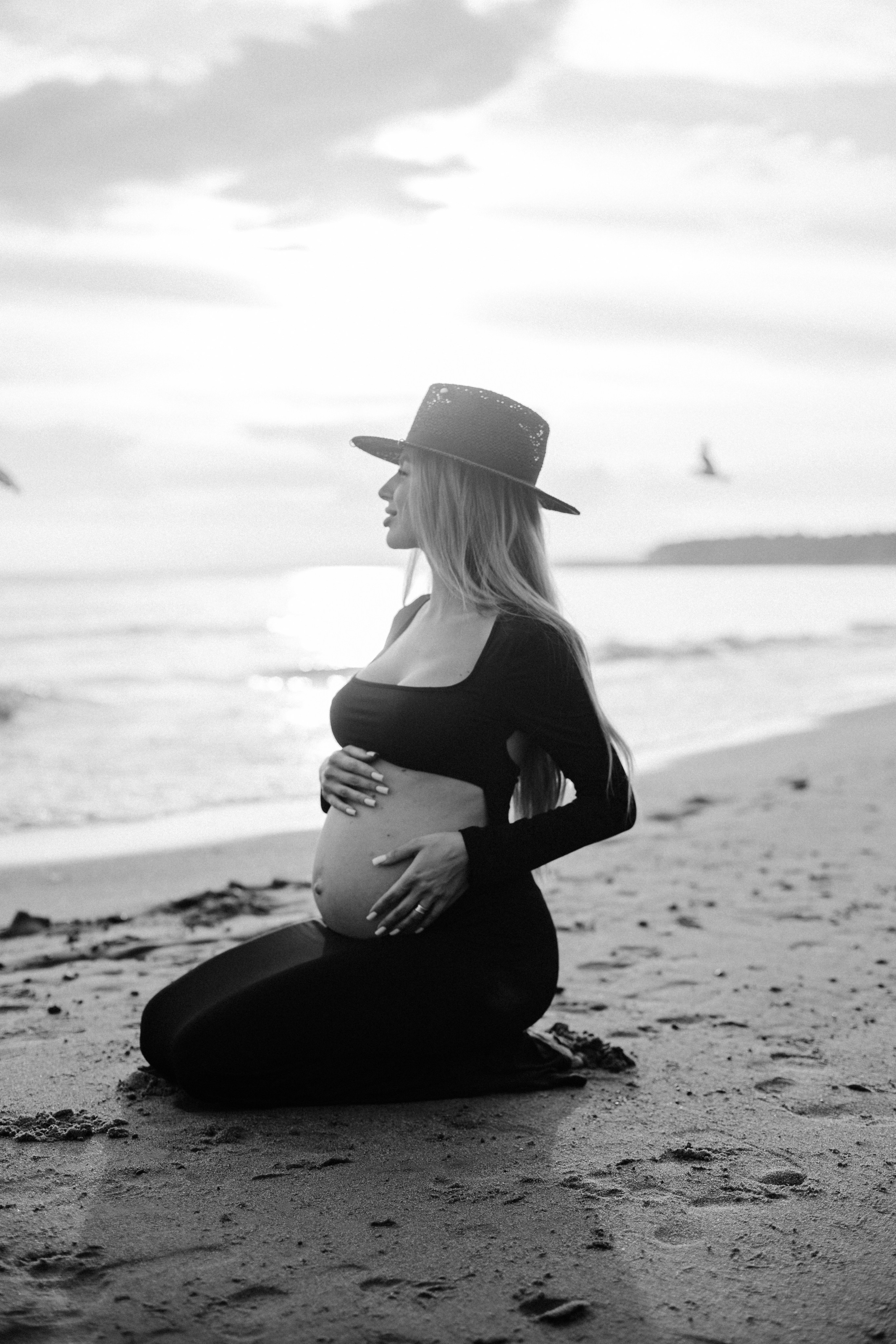 Sea. NatalieDmi — фотосессия беременности, семейный фотограф, портрет