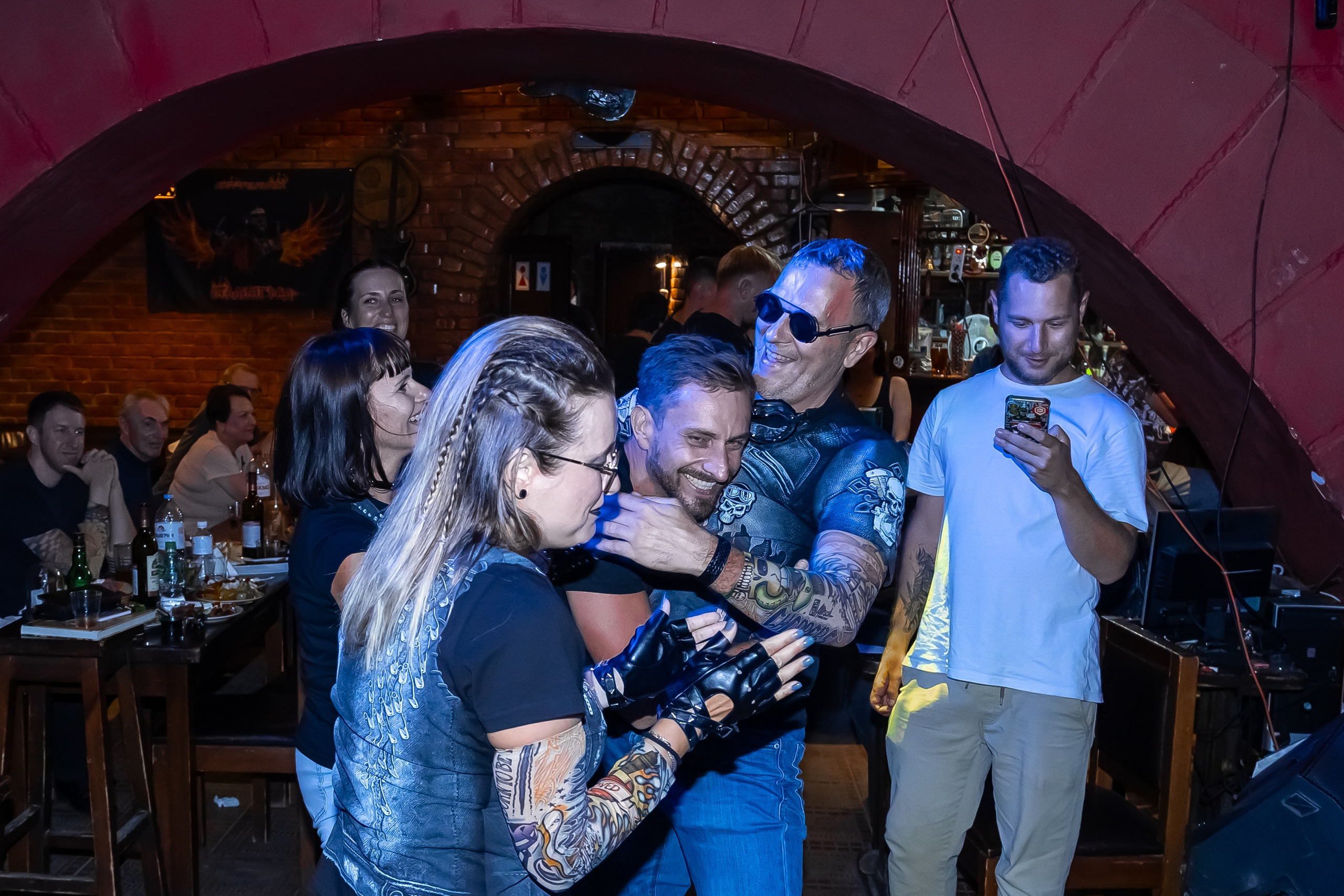 День Рождения Алексея в баре «Белая Лошадь». Фотограф в Волгограде Норченко Светлана