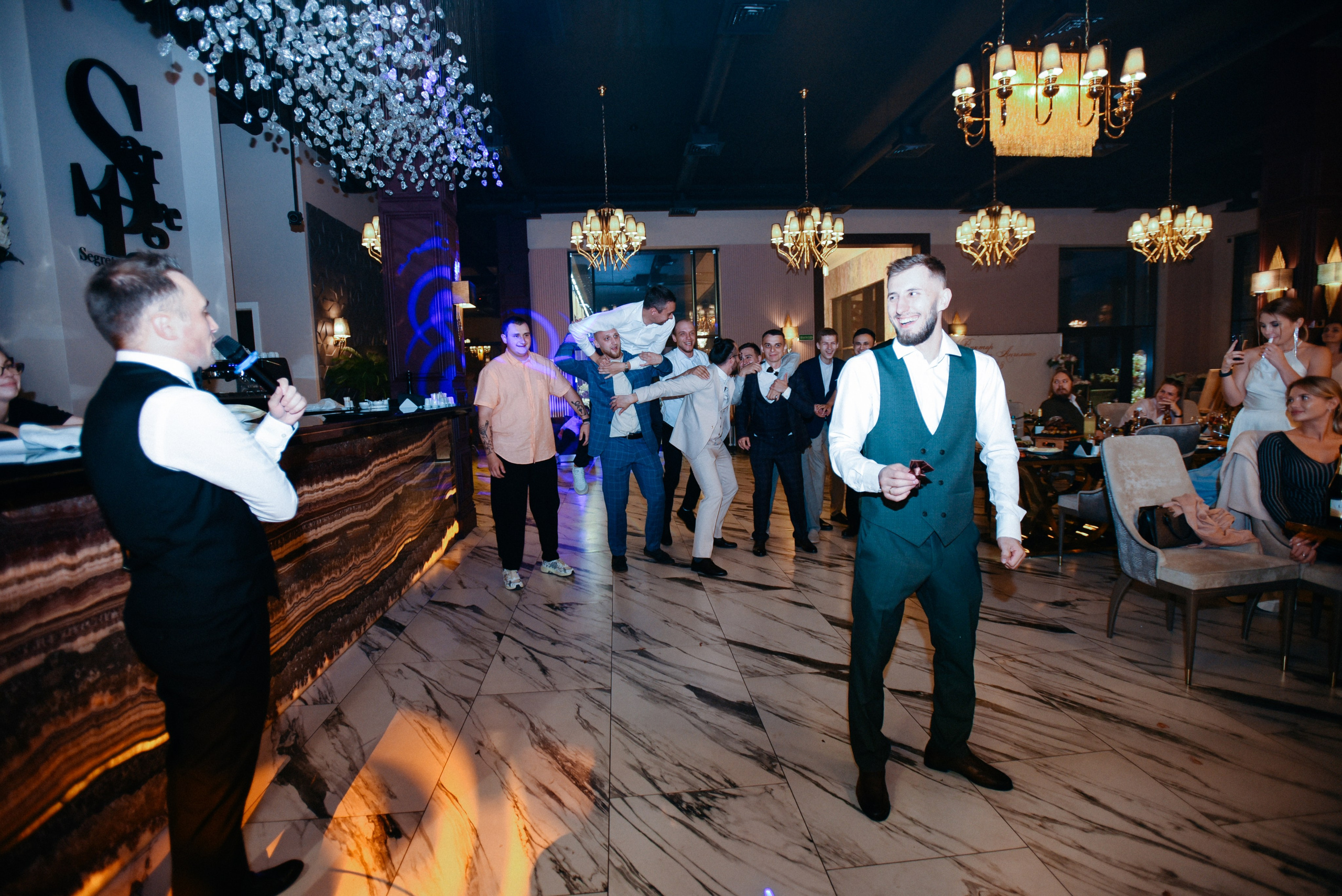 Виктор и Ангелина Банкет на 100 гостей Ресторан Segreto. Фотограф Лола Волна, город Москва