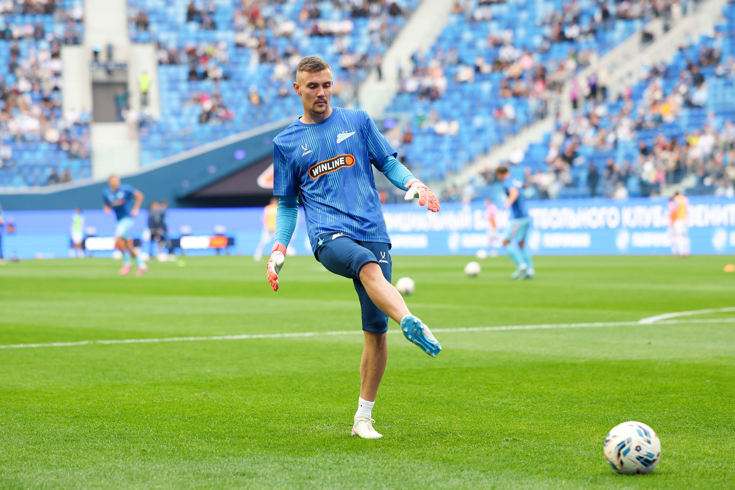 ФК «Зенит» — ФК «Динамо» Махачкала 23.08.2025. Спортивный и репортажный фотограф Антон Тереханов