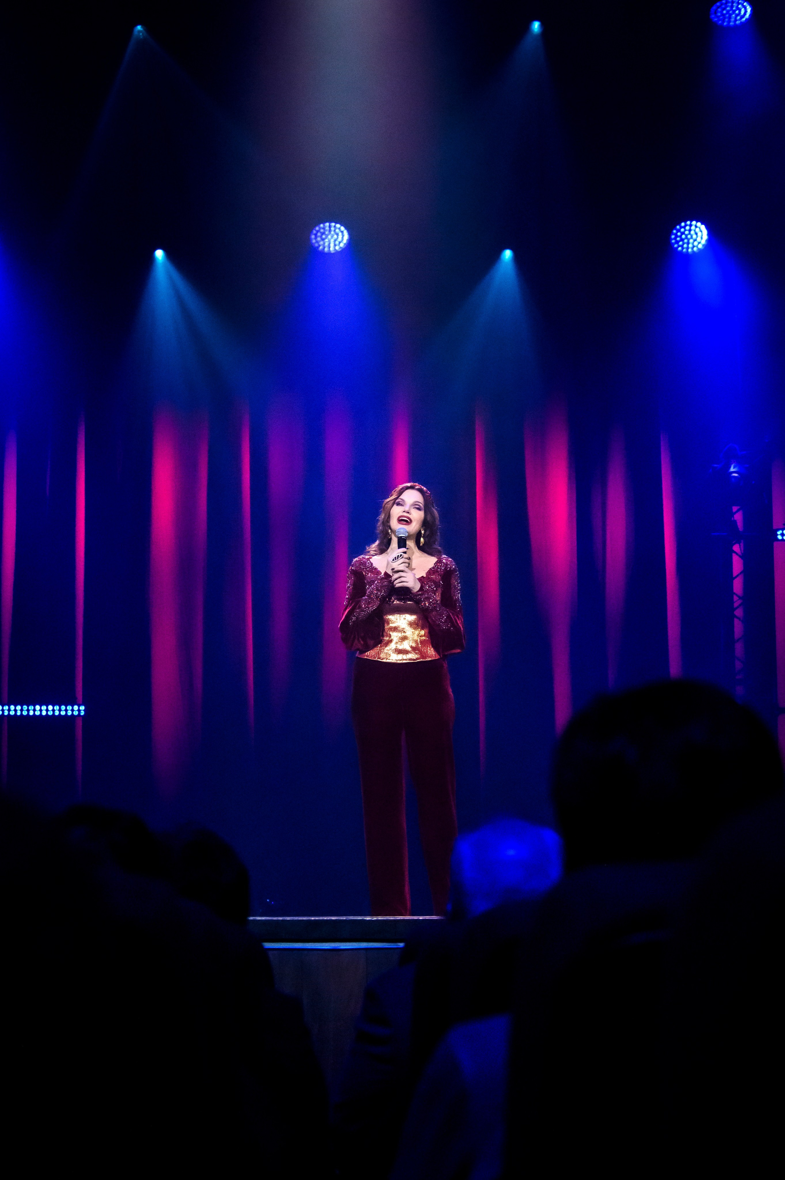 Лариса Рубальская — КЗ «Москва», Остров мечты. Бренд-фотограф для экспертов и блогеров в Москве Влада Горбовская