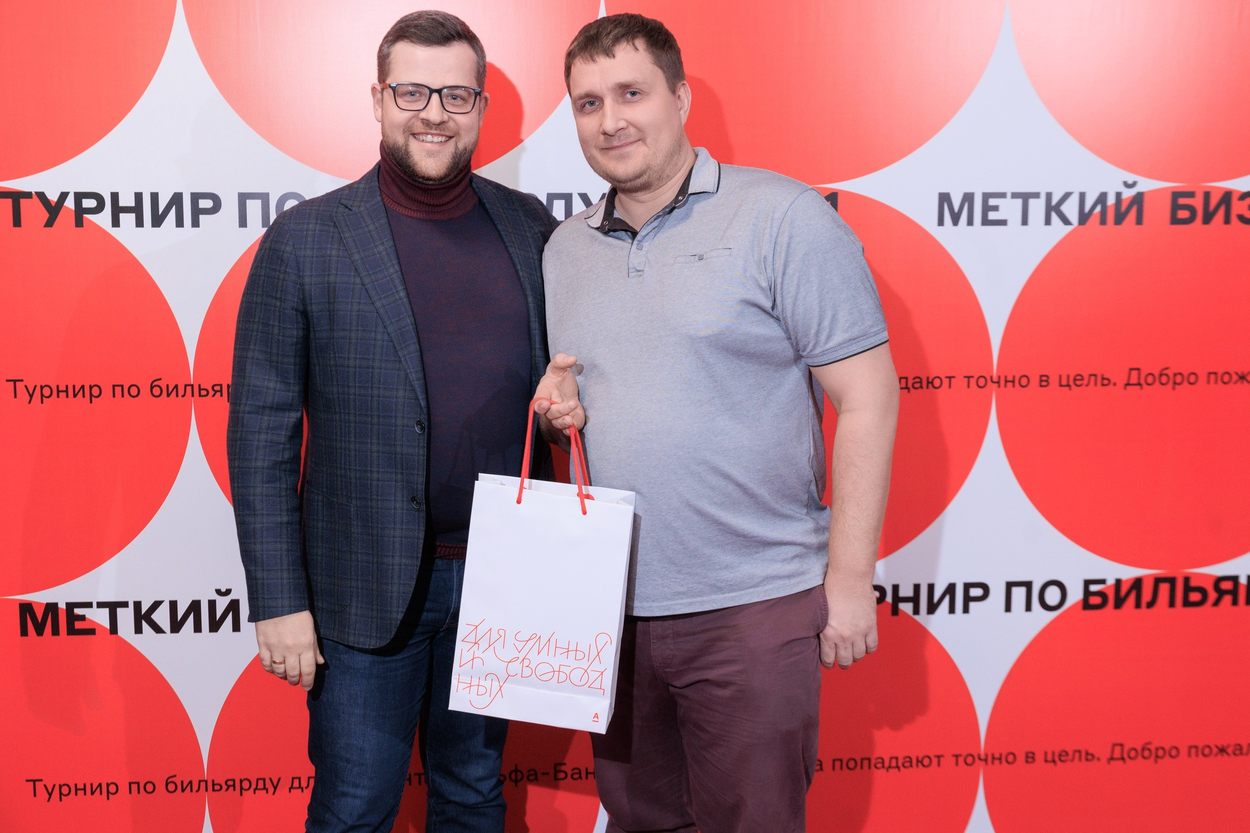 Репортаж с турнира по бильярду. Контент для бизнеса в Екатеринбурге Полдень Медиа