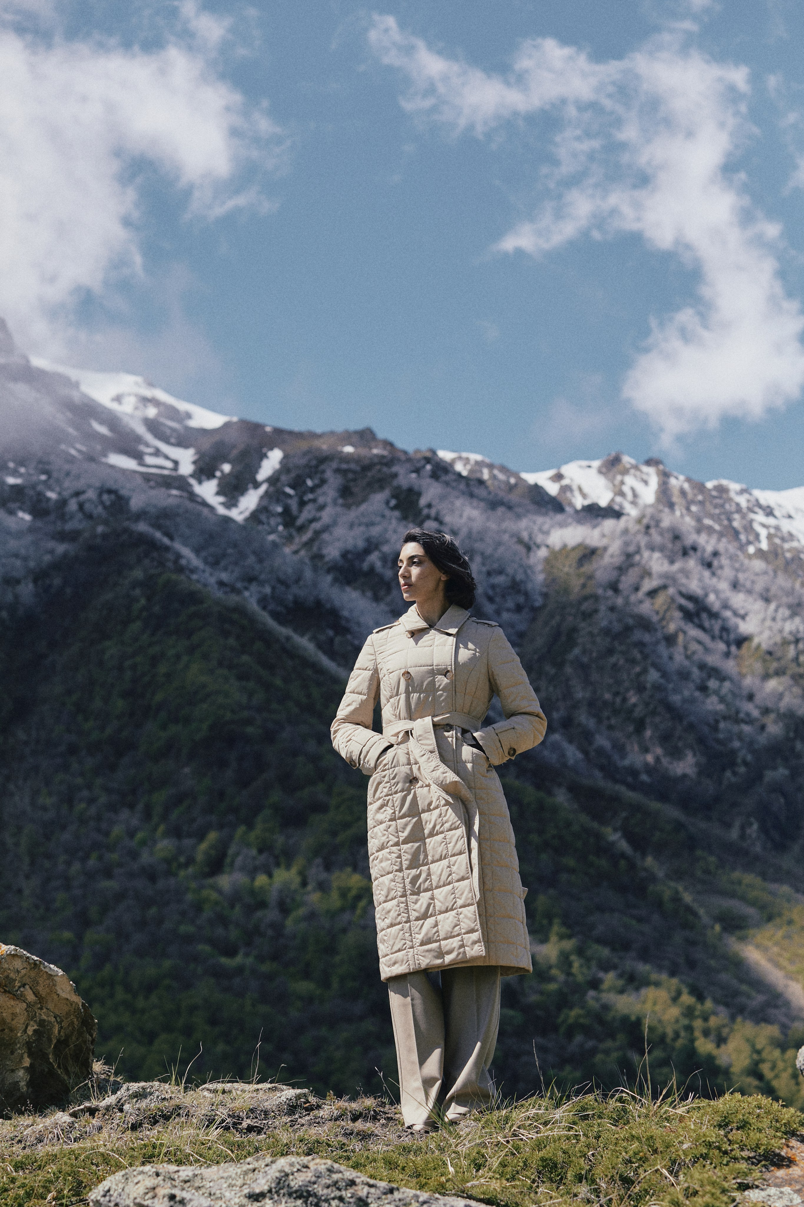 Съемка для бренда в горах. Фотограф Продюсер в горах КБР / Москва  Нальчик Горы