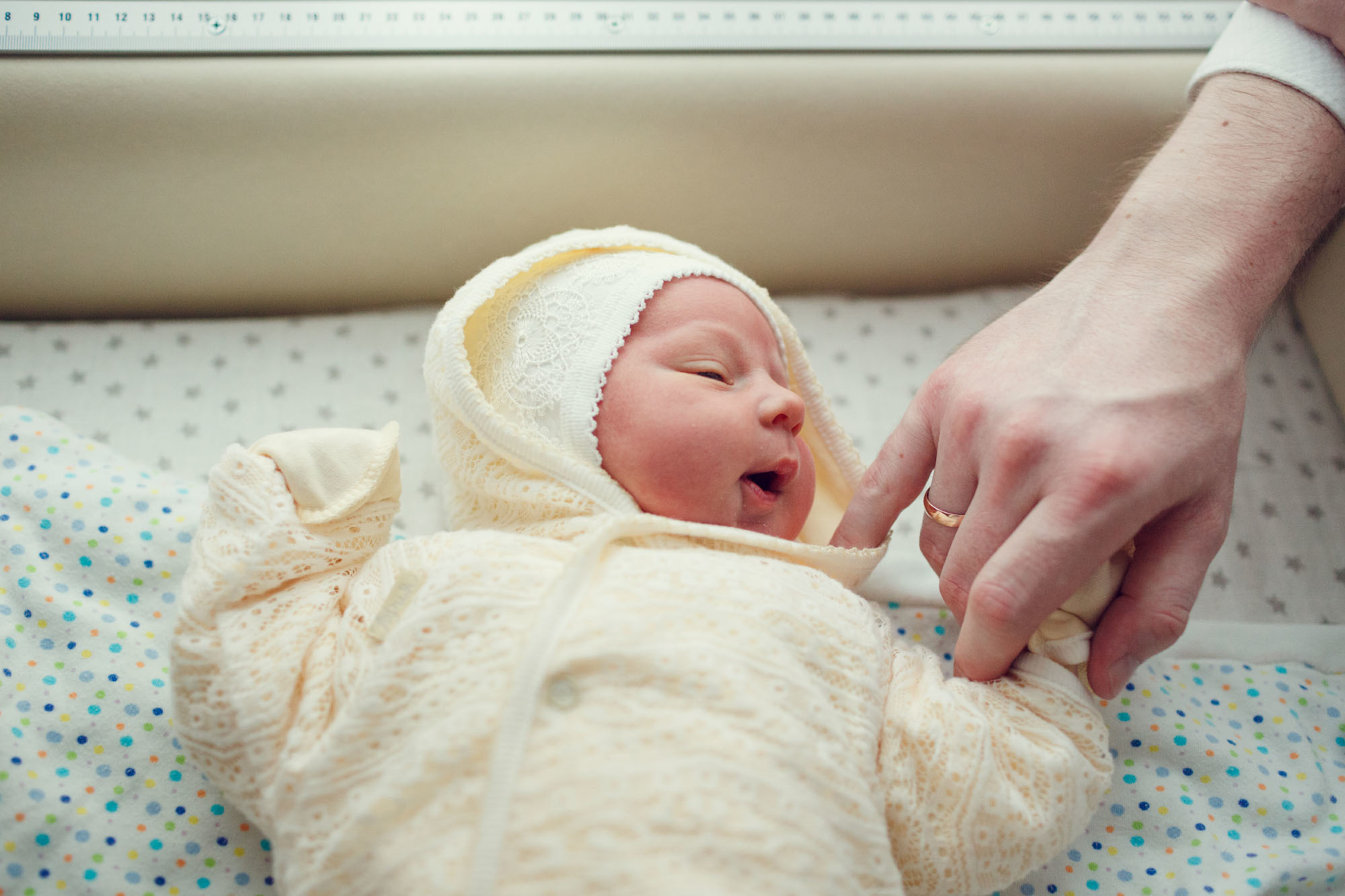 Фотосессия будущих родителей и выписка из роддома Лапино. Фотограф в Москве Татьяна Байкова
