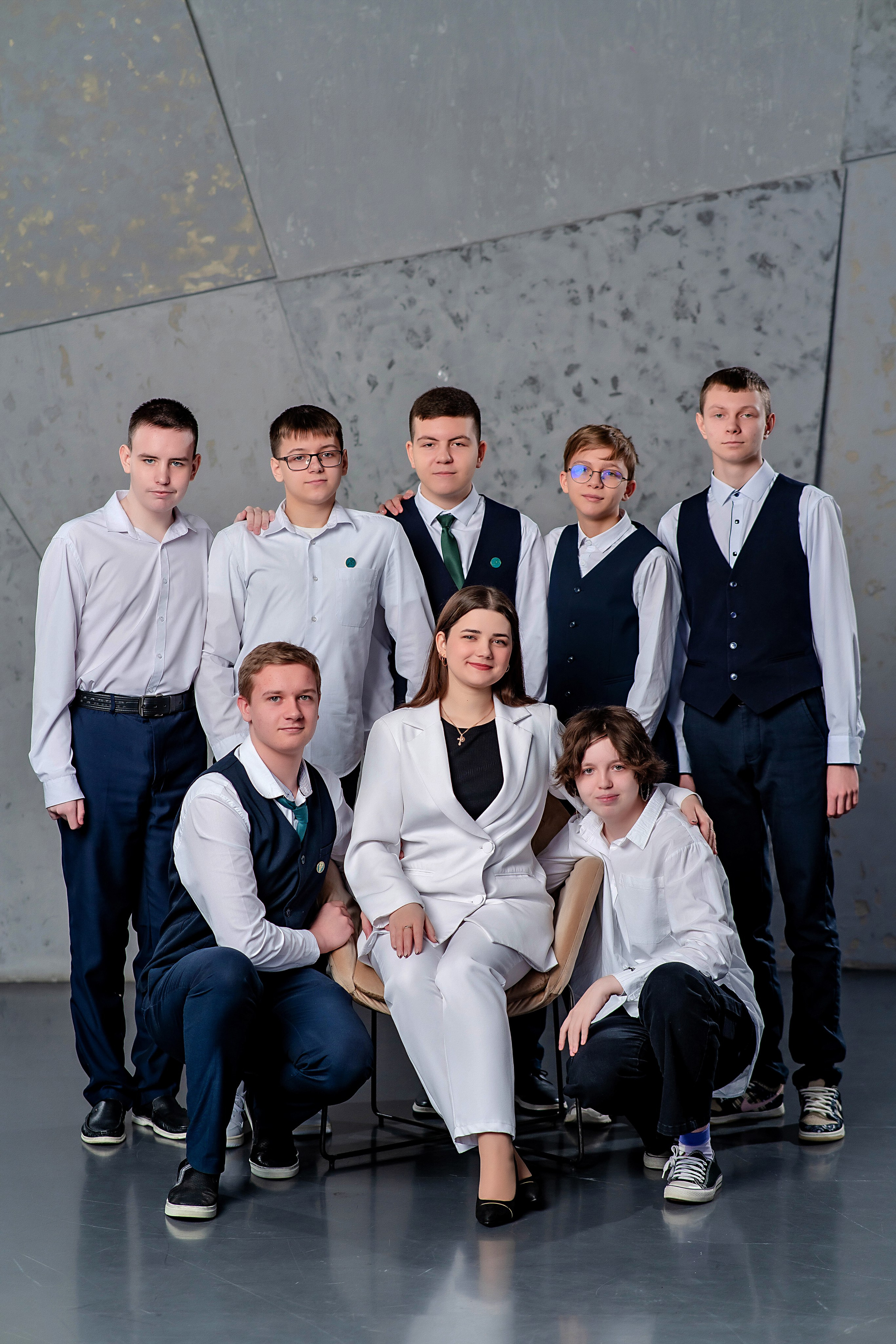 Выпускные (школьные) альбомы (книги) в Ростове-на-Дону. Современные Выпускные Альбомы в Ростове-на-Дону