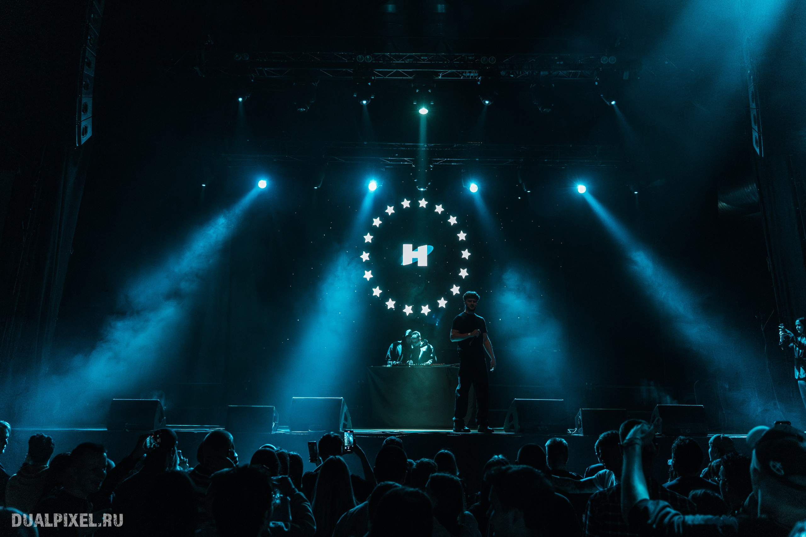 Hugo Loud. Магия музыки в кадре: Концертная Фотография