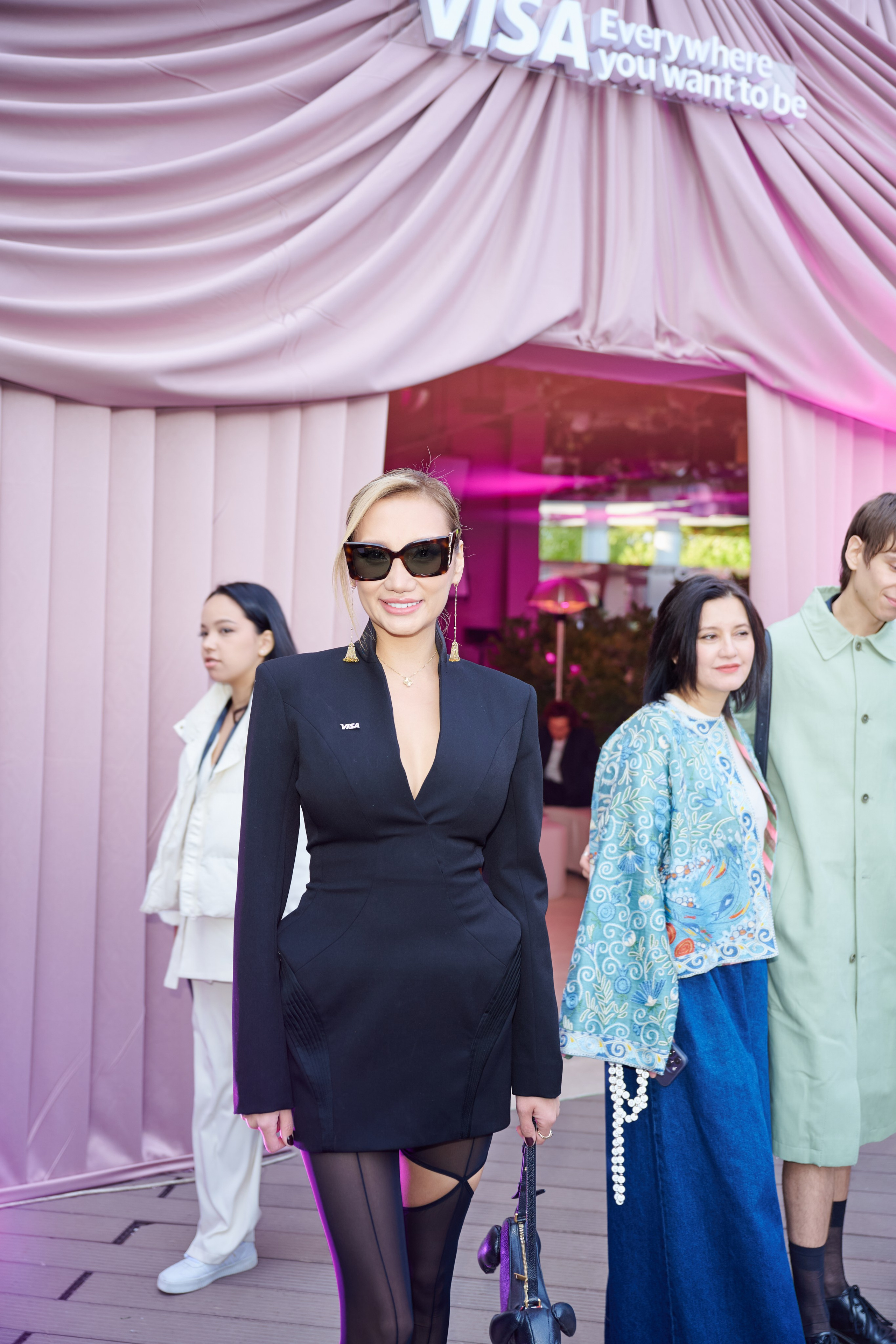 Public Talk. Nadi Valiyeva | Fashion & Art Photographer