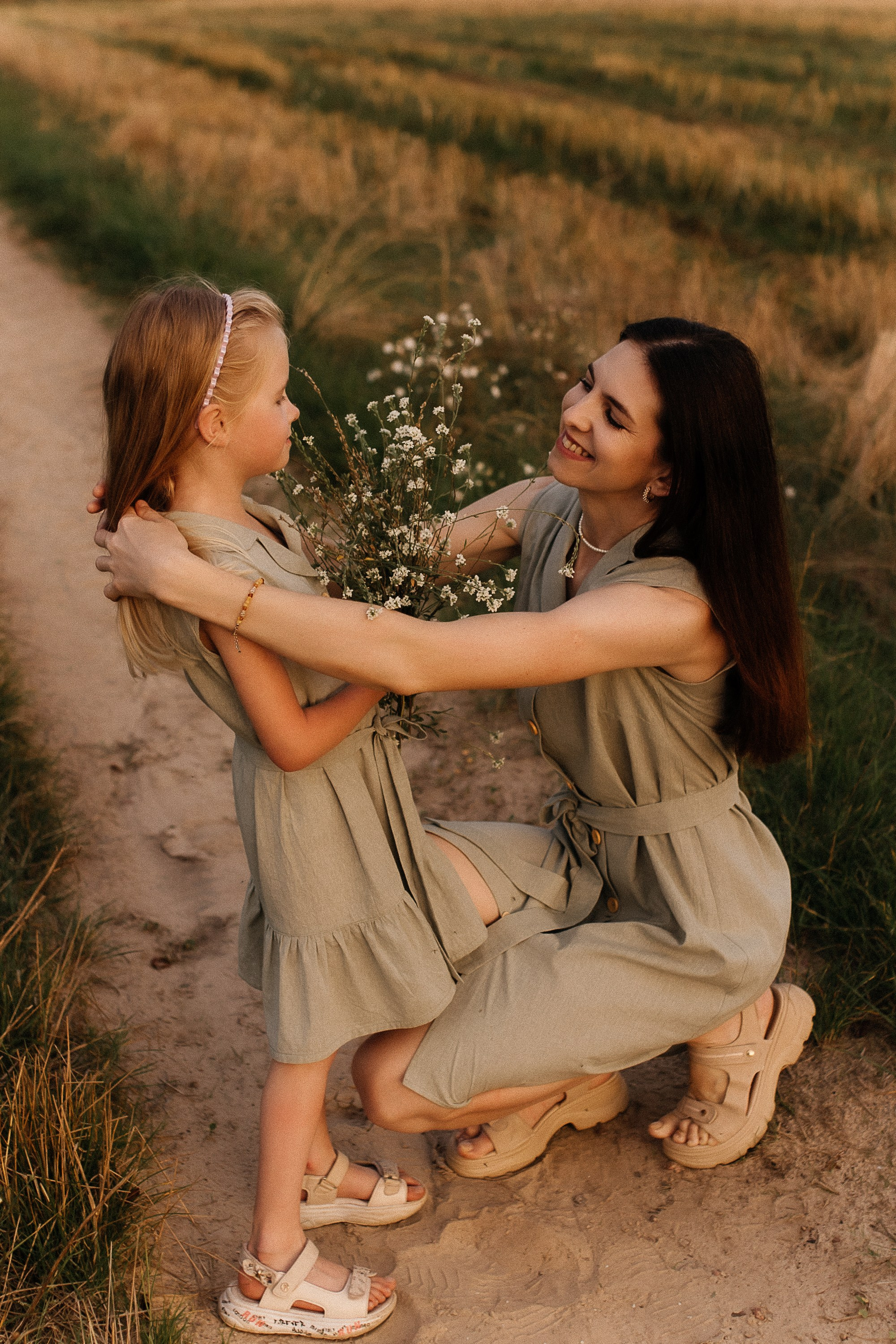 Мама и дочка. Свадебный и семейный фотограф Виолетта Сидельникова. Краснодар, Россия, Беларусь, Европа