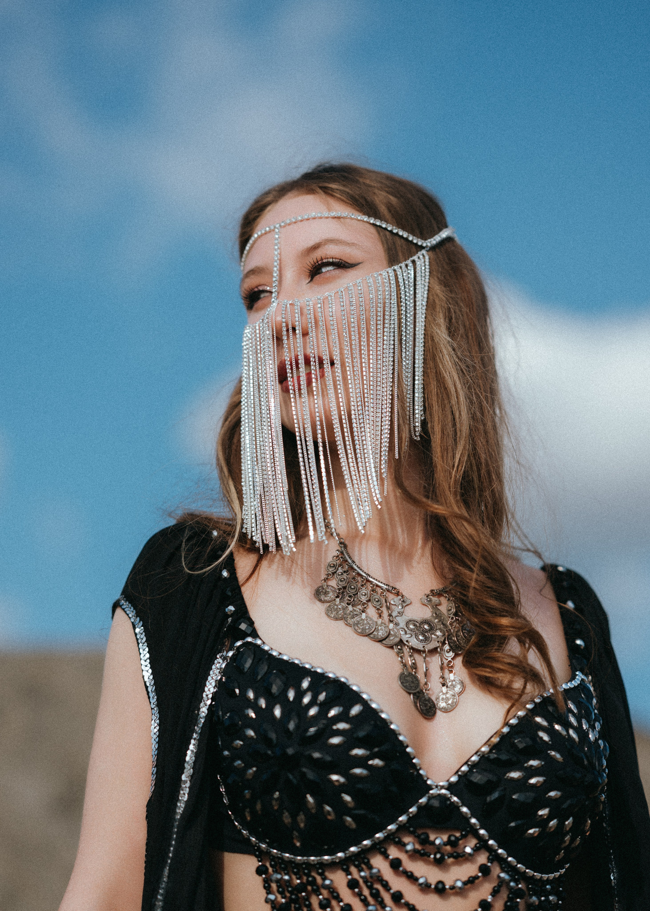 Орг https://t.me/fv_nsk vk.com/fv_nsk #фотовстречинск 💃🏻 @lina_laww Vk: https://vk.com/lina_lavv 💃🏻 @victoryyya_05 https://vk.com/victoryya_kir 👑 Белый костюм и&nbsp;тиара VK @olga.karrott.jewelry