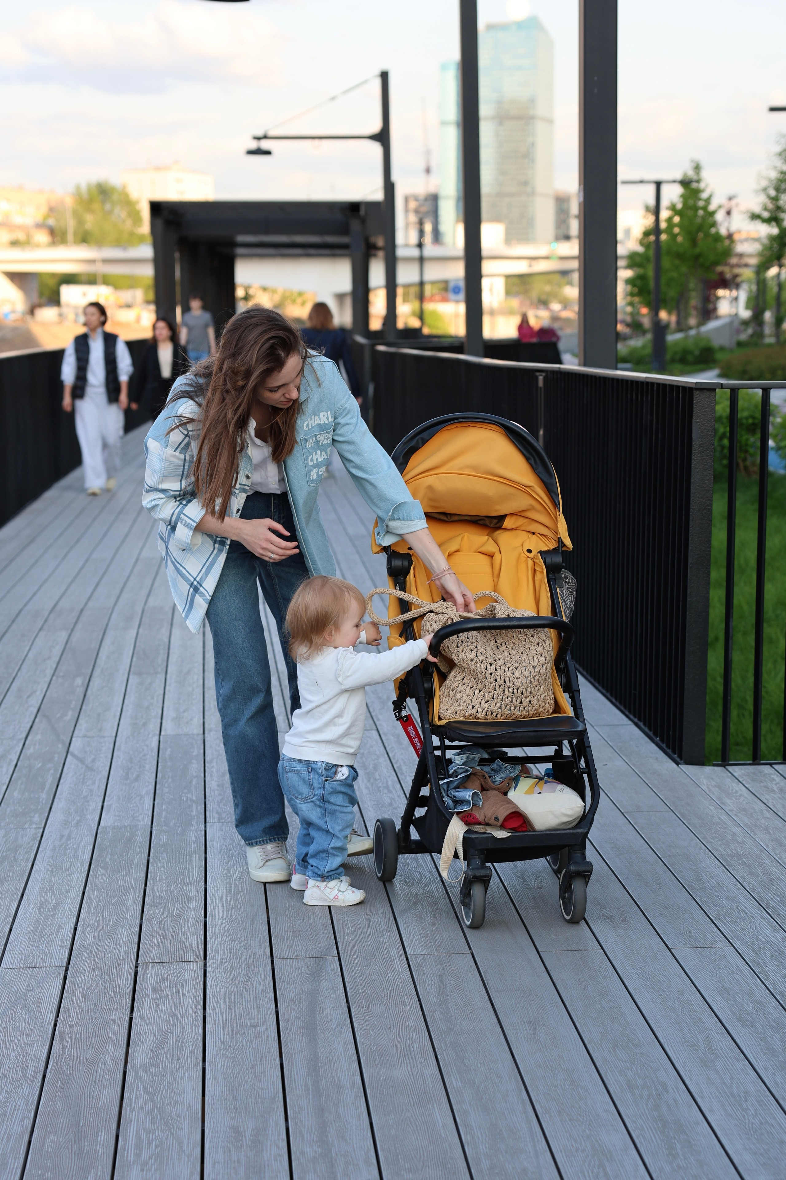Катя, Мира и Полина. Прогулка в Москве. Ваш семейный newborn и lifestyle фотограф в СПБ Наталья Журавлева