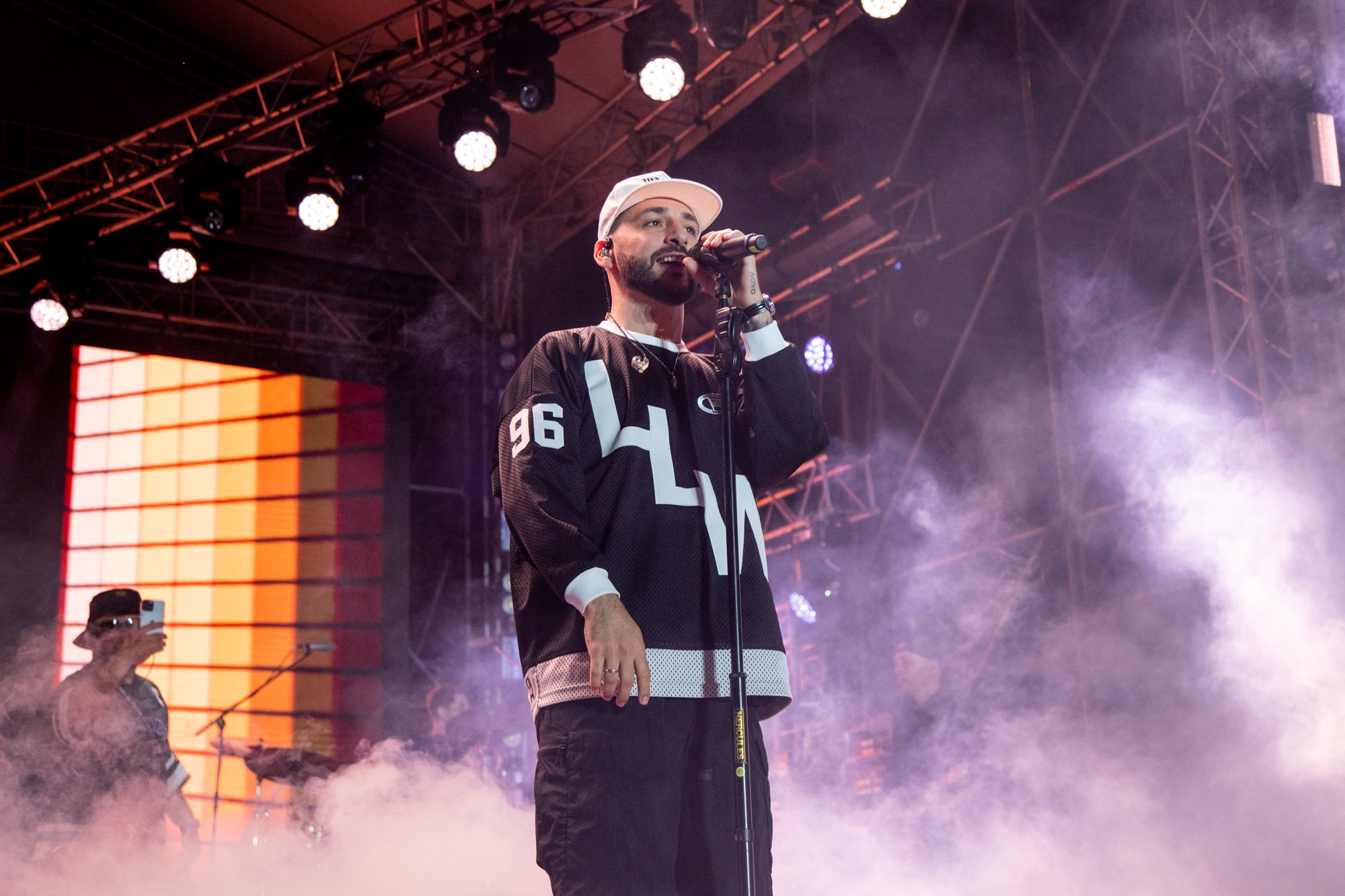 L'One. Репортажный, промышленный и маркетплейс-фотограф Дмитрий Чернат