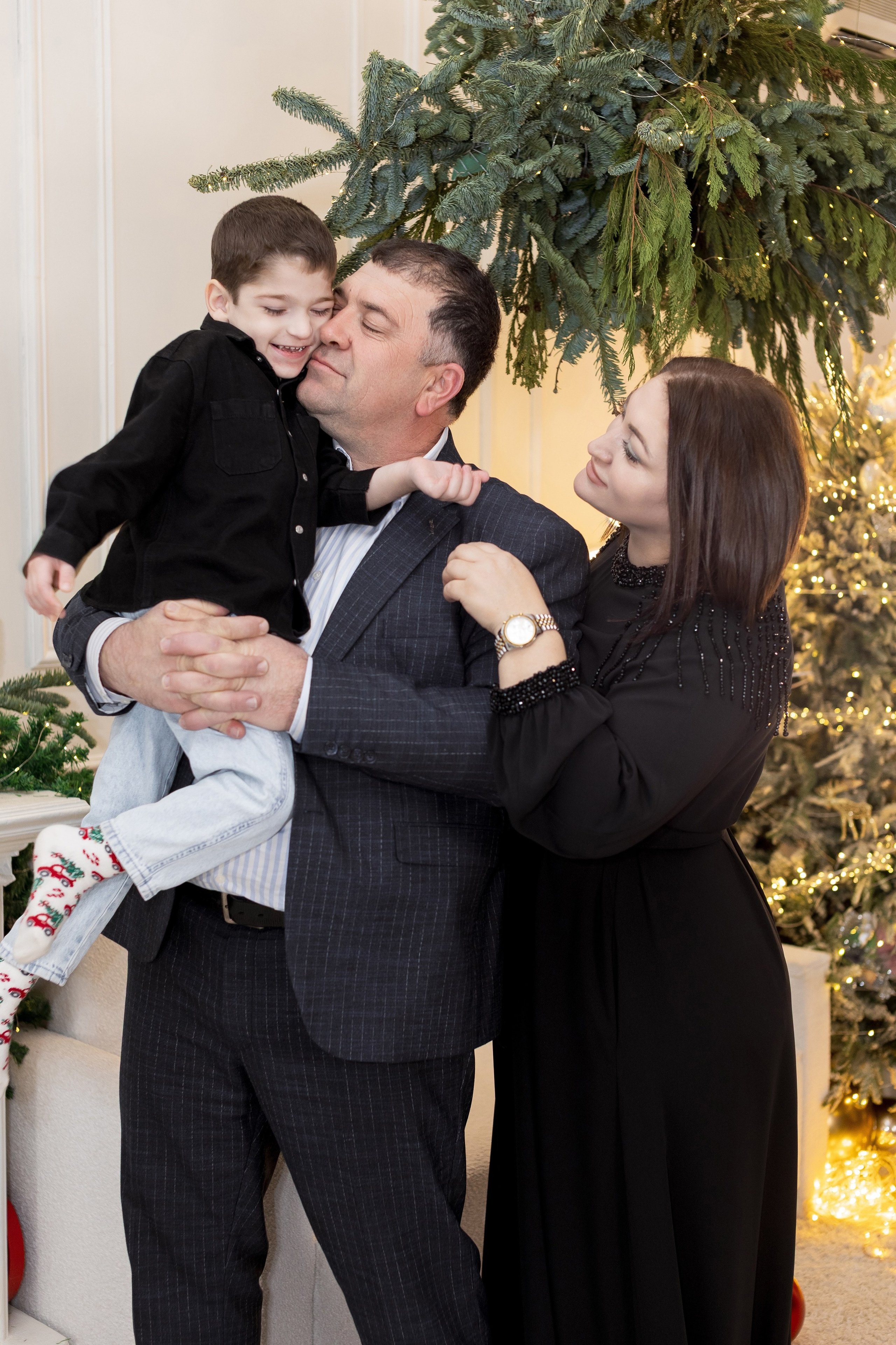 Амина с семьёй. Свадебный и семейный фотограф в Каспийске Алёна Нурмагомедова